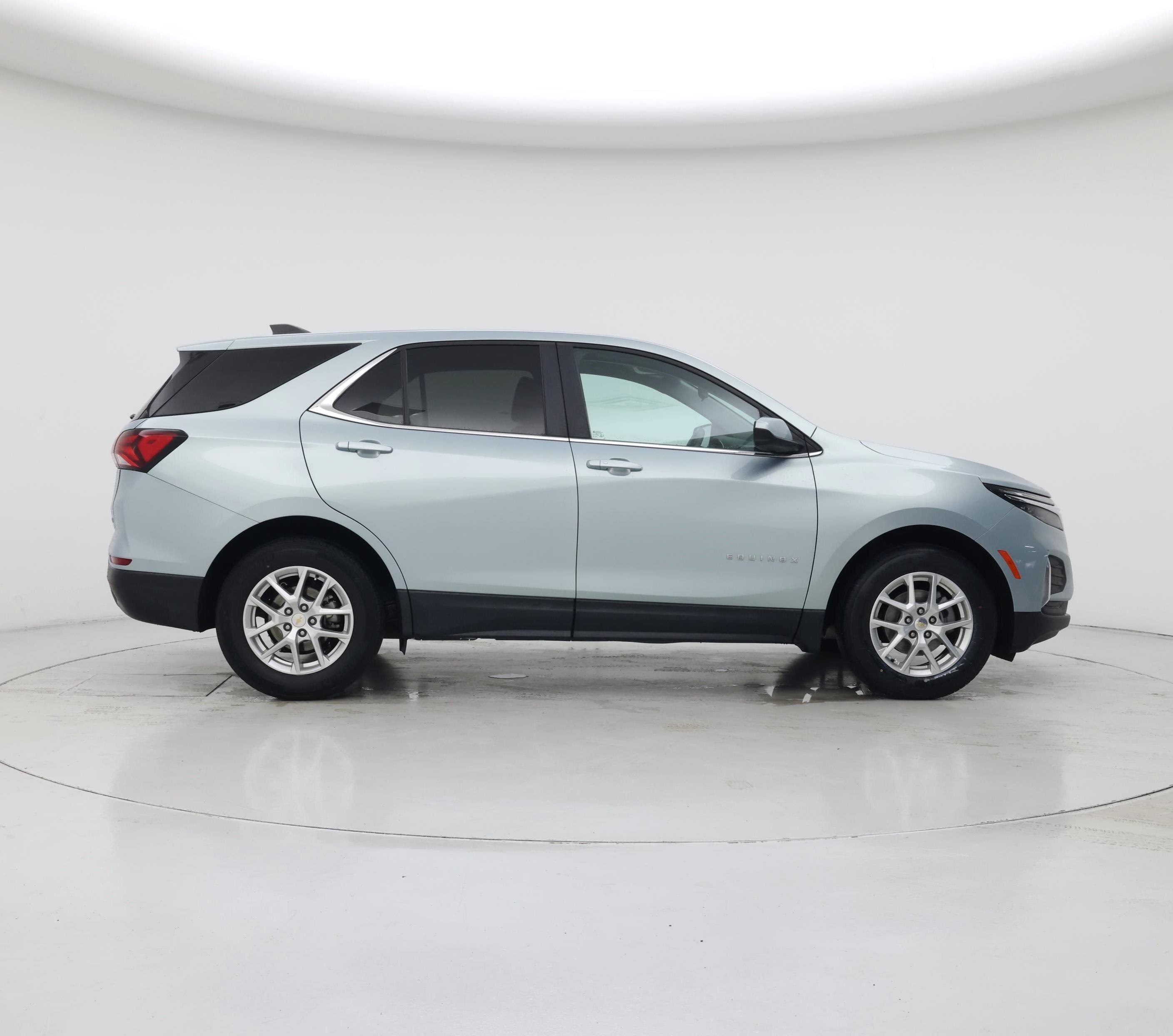 Thumbnail: 2022 Chevrolet Equinox - 7