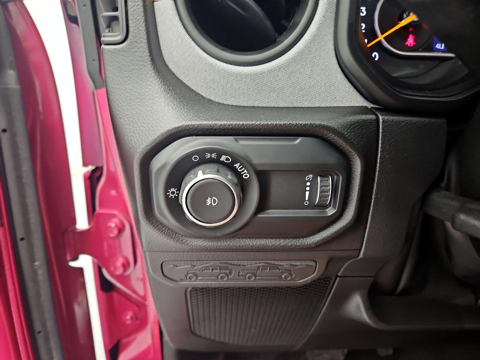 2024 Jeep Wrangler 4-Door Willys - Photo 14