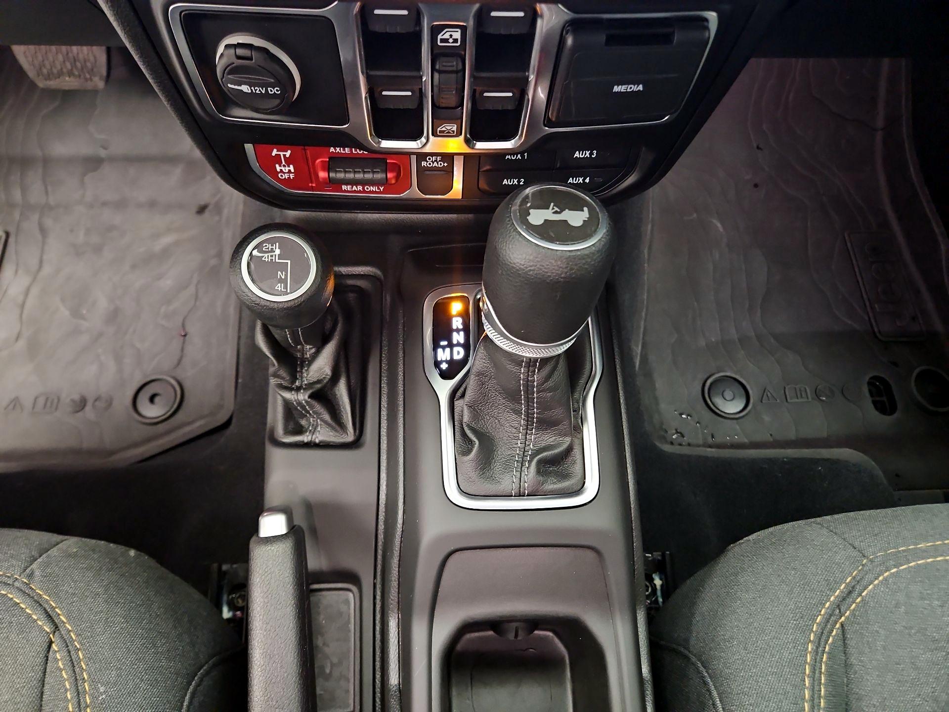 Thumbnail: 2024 Jeep Wrangler - 17