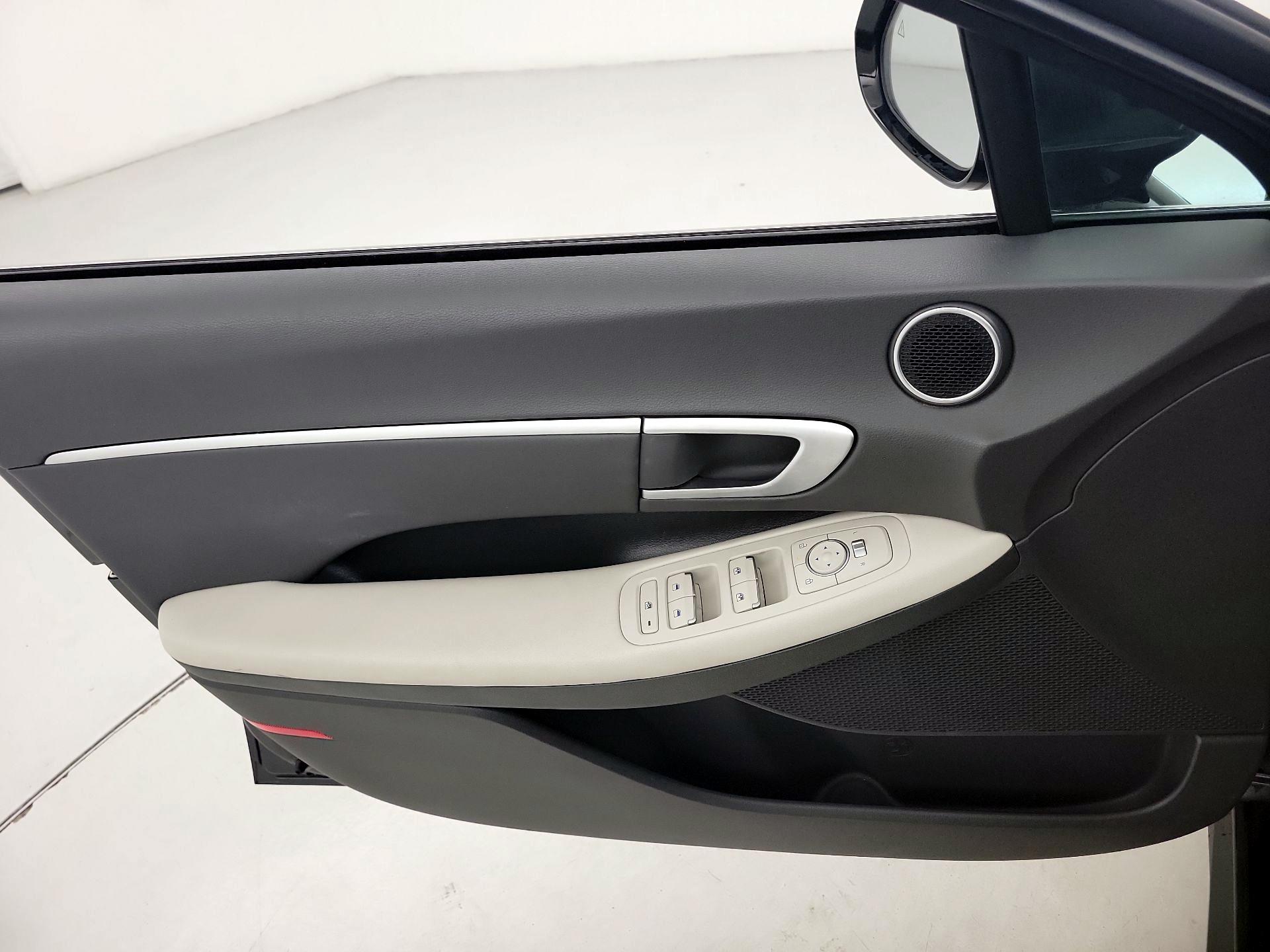 Thumbnail: 2025 Hyundai Sonata - 12