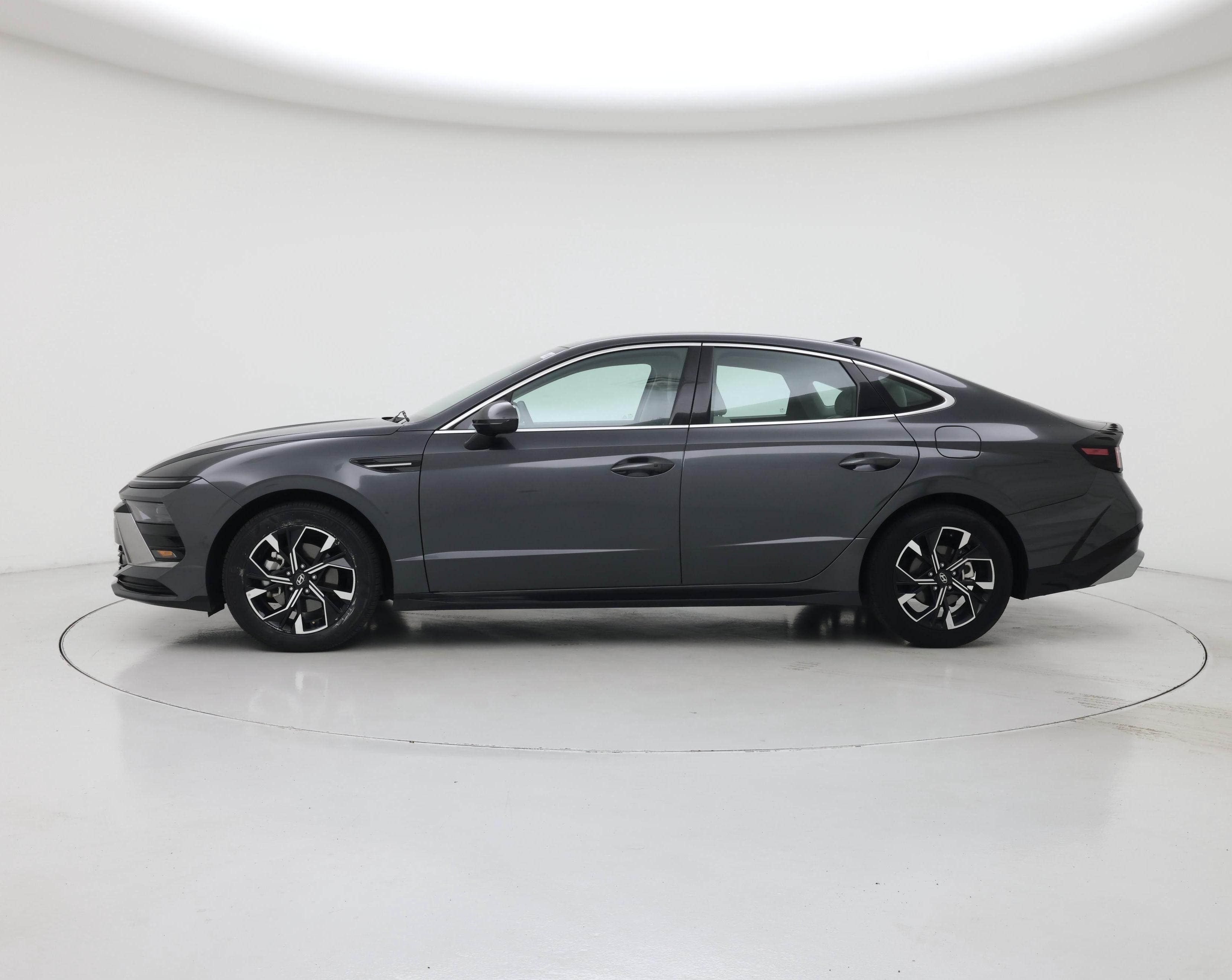 Thumbnail: 2025 Hyundai Sonata - 3