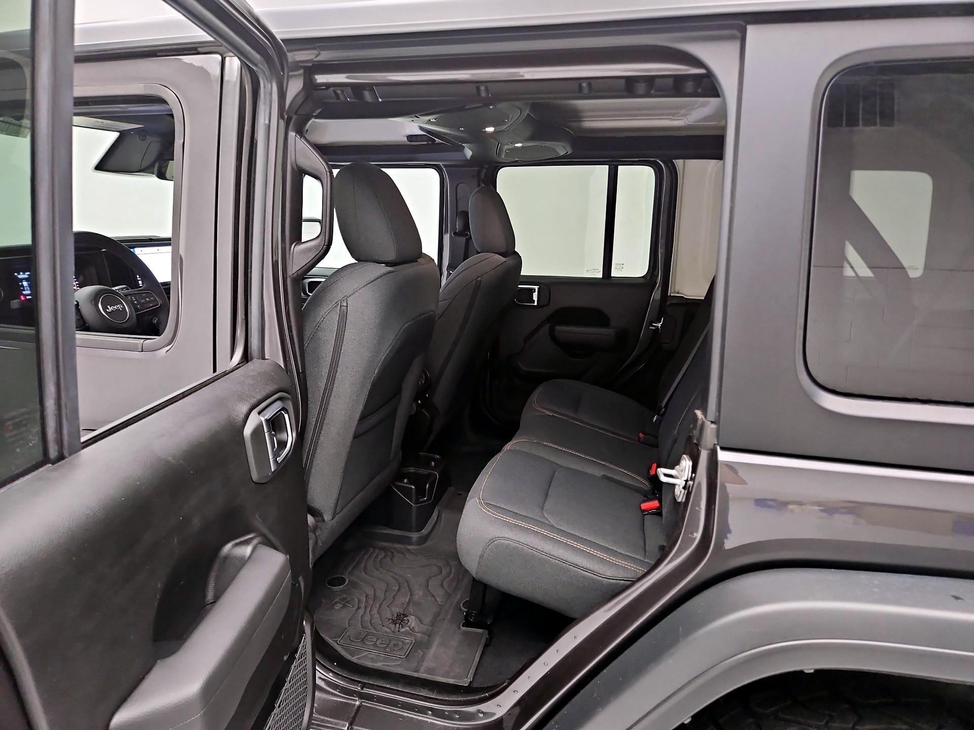 Thumbnail: 2026 Jeep Wrangler - 19