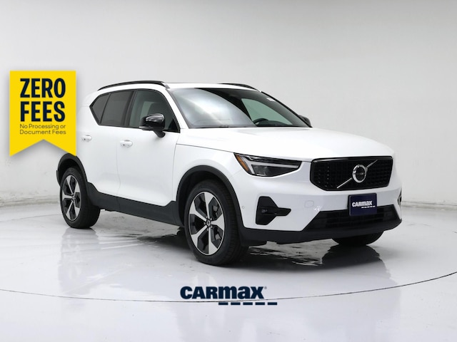 White 2025 Volvo XC40 SUV / Crossover All-Wheel Drive Automatic