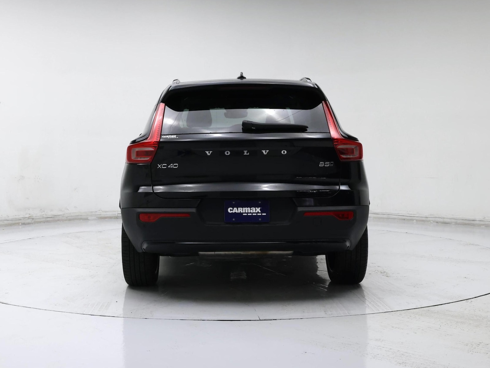 2025 Volvo XC40 Plus - Photo 7