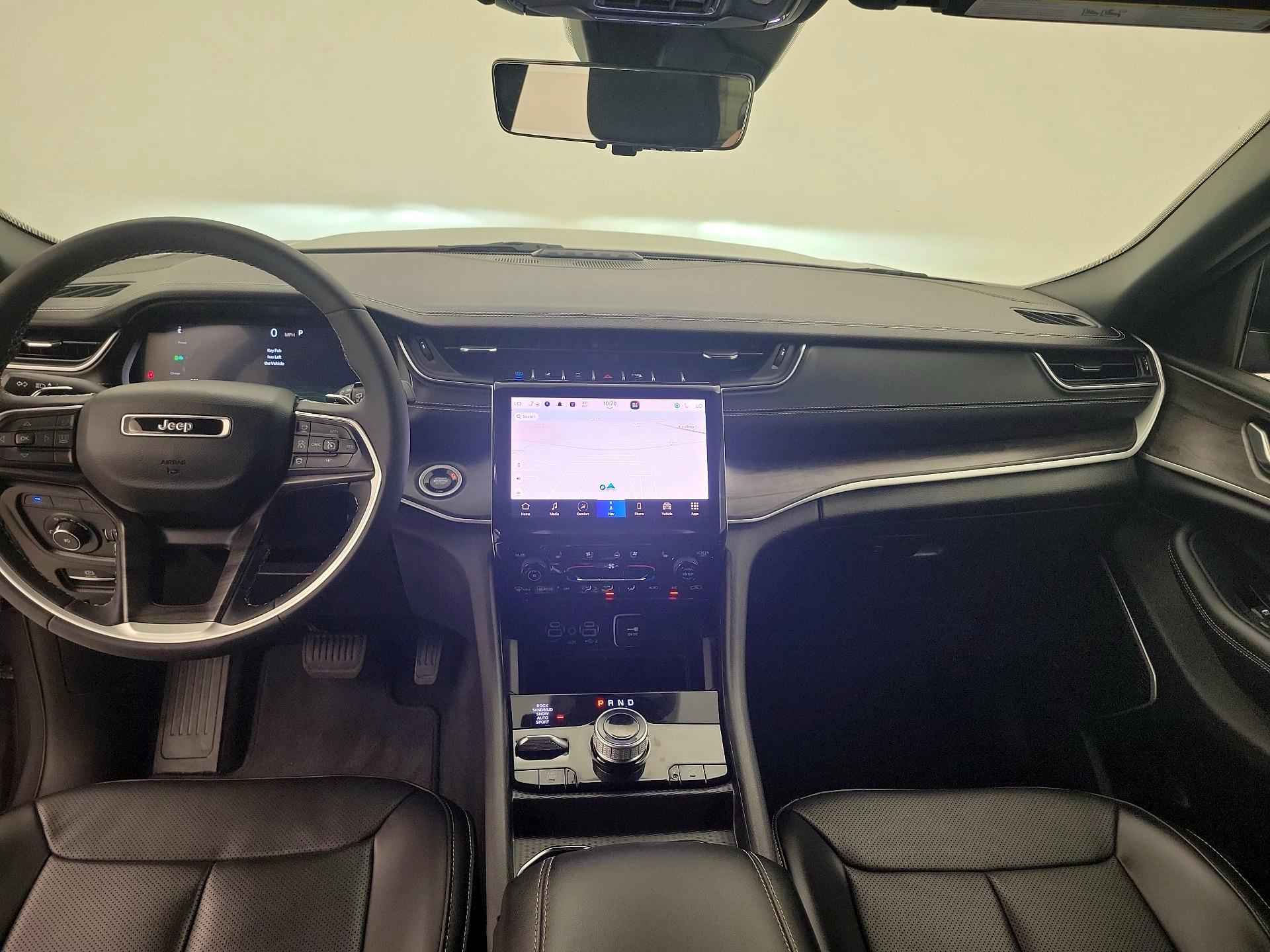 Thumbnail: 2024 Jeep Grand Cherokee - 9