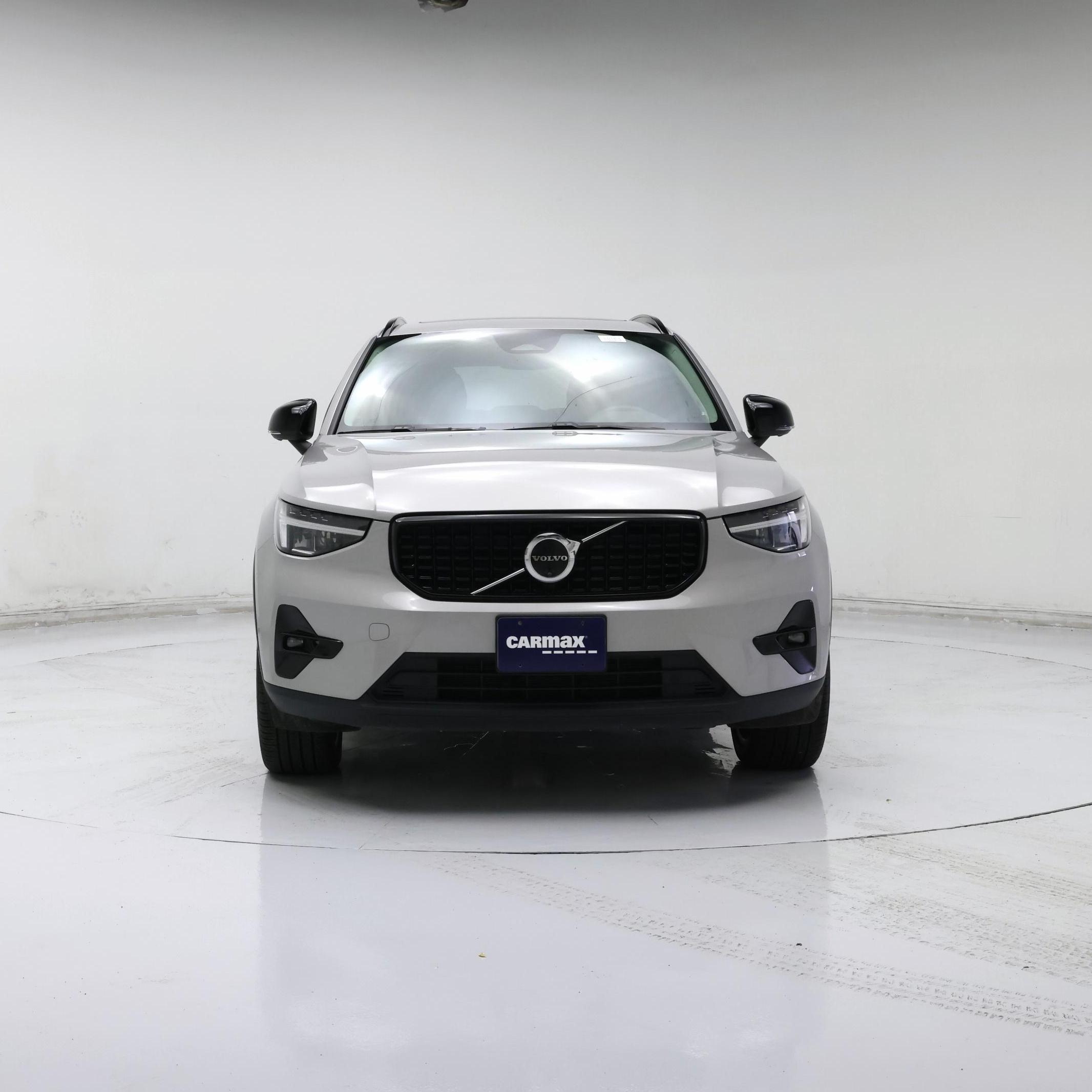 Thumbnail: 2025 Volvo XC40 - 5
