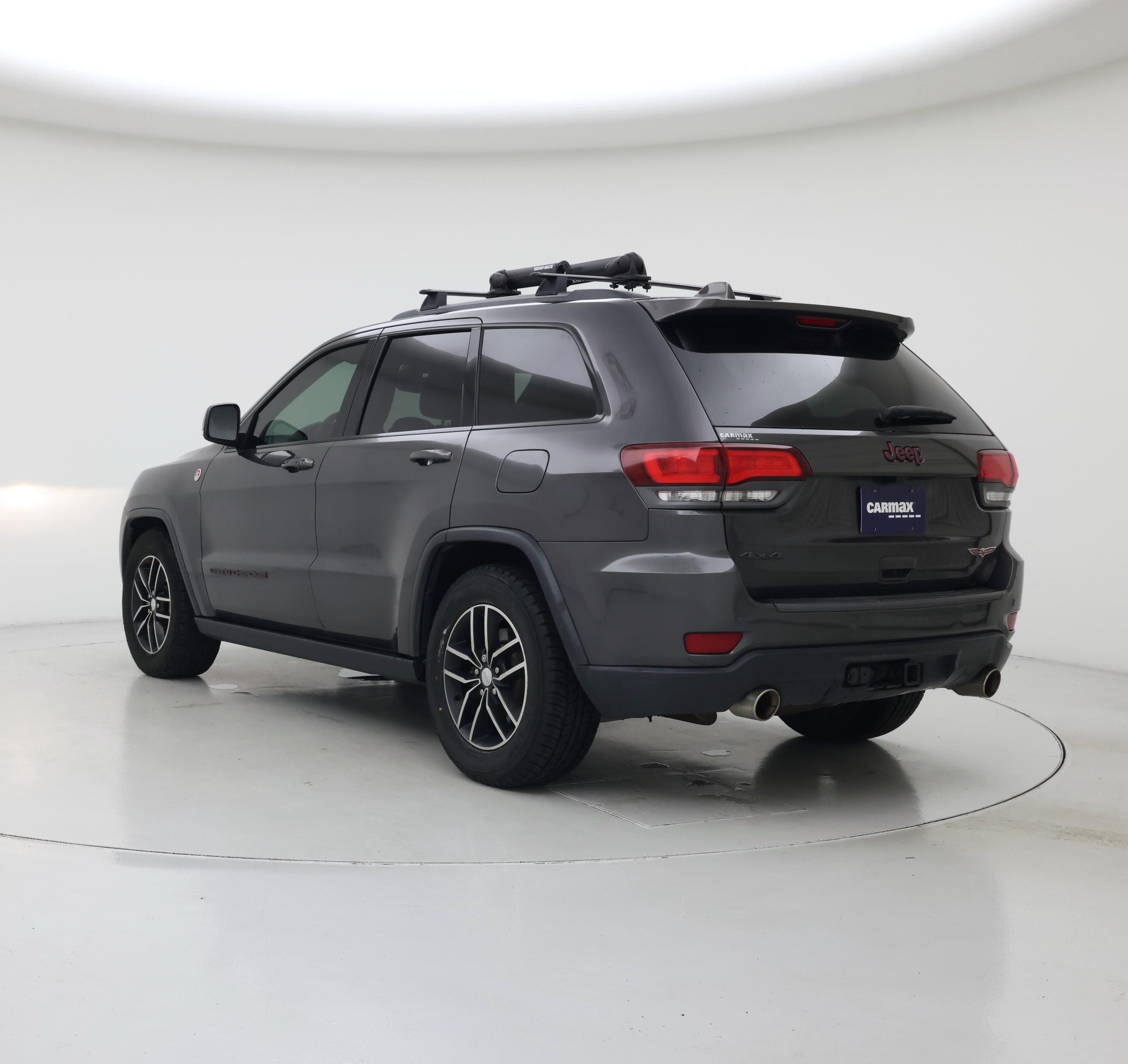 Thumbnail: 2017 Jeep Grand Cherokee - 2