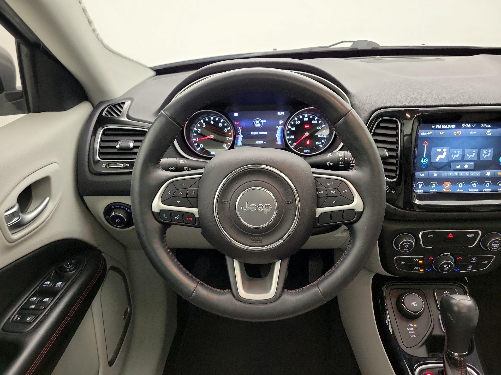 Thumbnail: 2018 Jeep Compass - 10