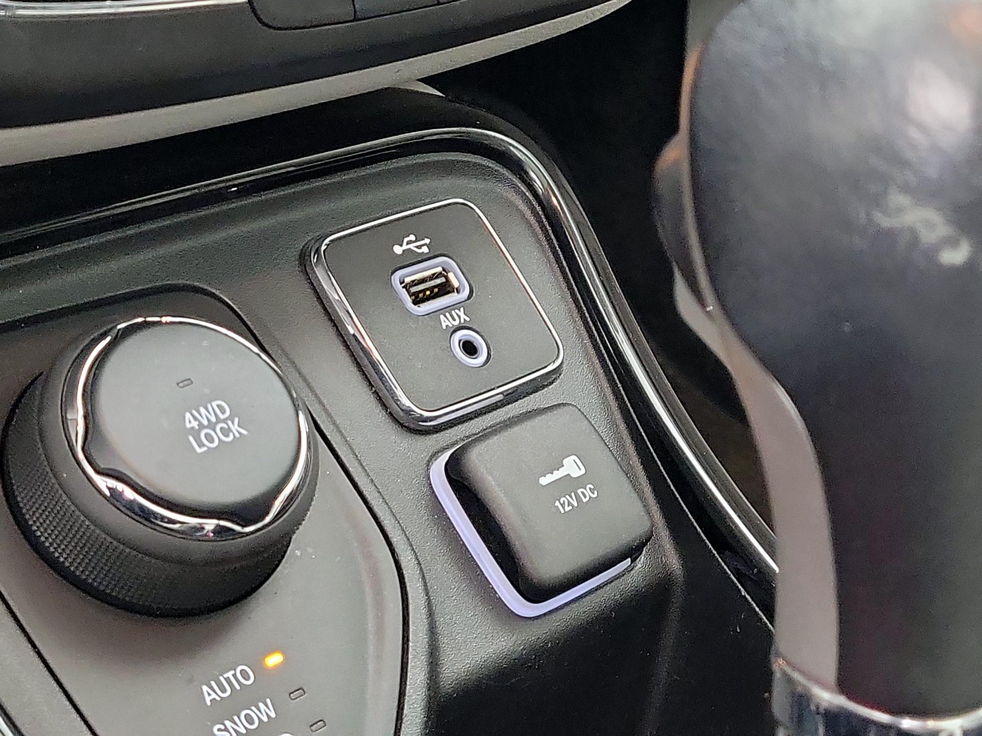 Thumbnail: 2018 Jeep Compass - 18
