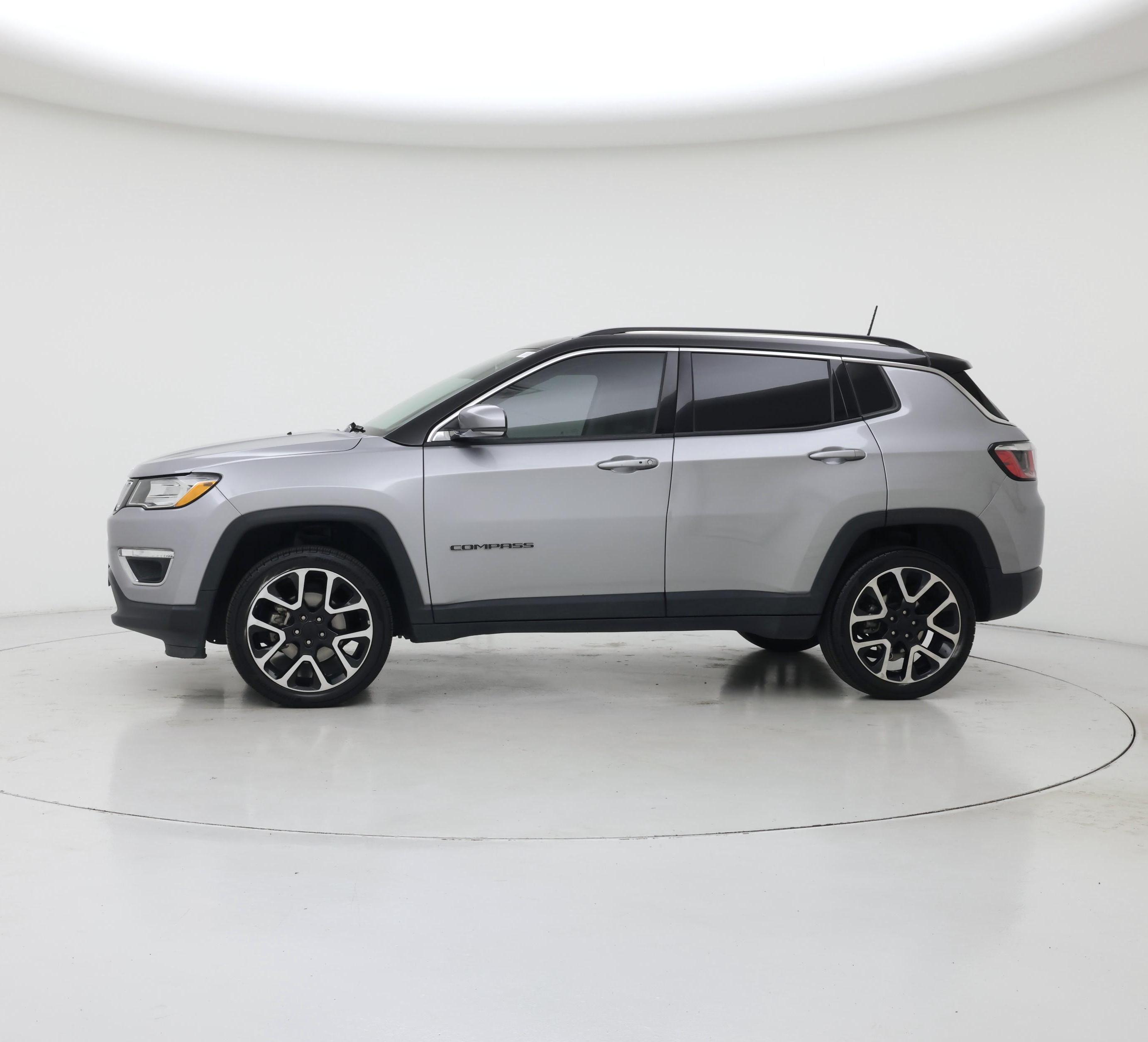 Thumbnail: 2018 Jeep Compass - 3