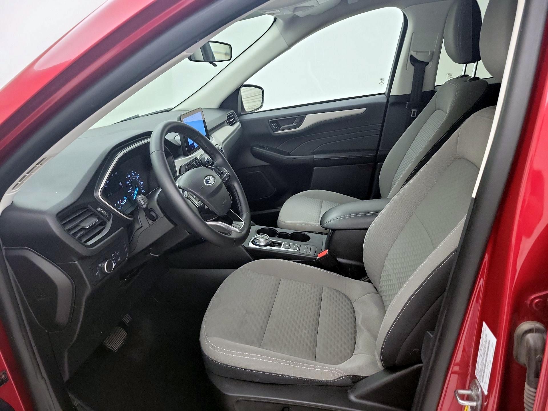 Thumbnail: 2022 Ford Escape - 11