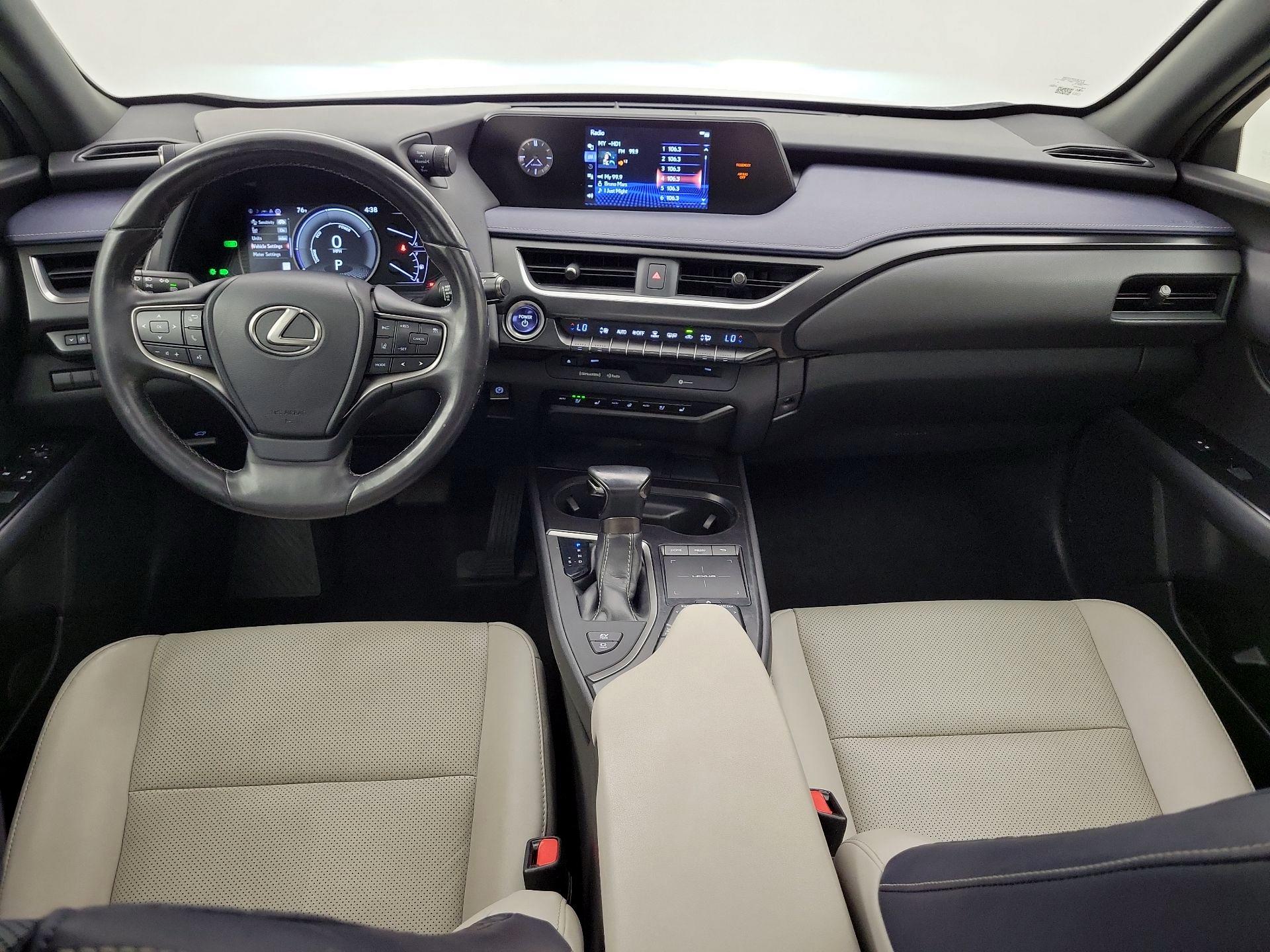 Thumbnail: 2019 Lexus UX - 9