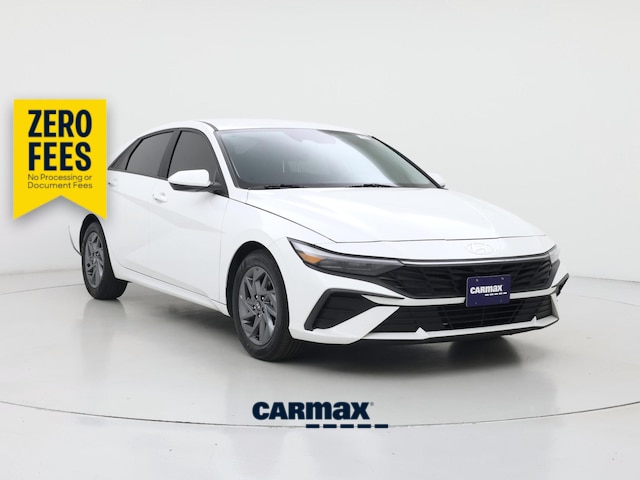 White 2024 Hyundai Elantra Sedan Front-Wheel Drive Automatic