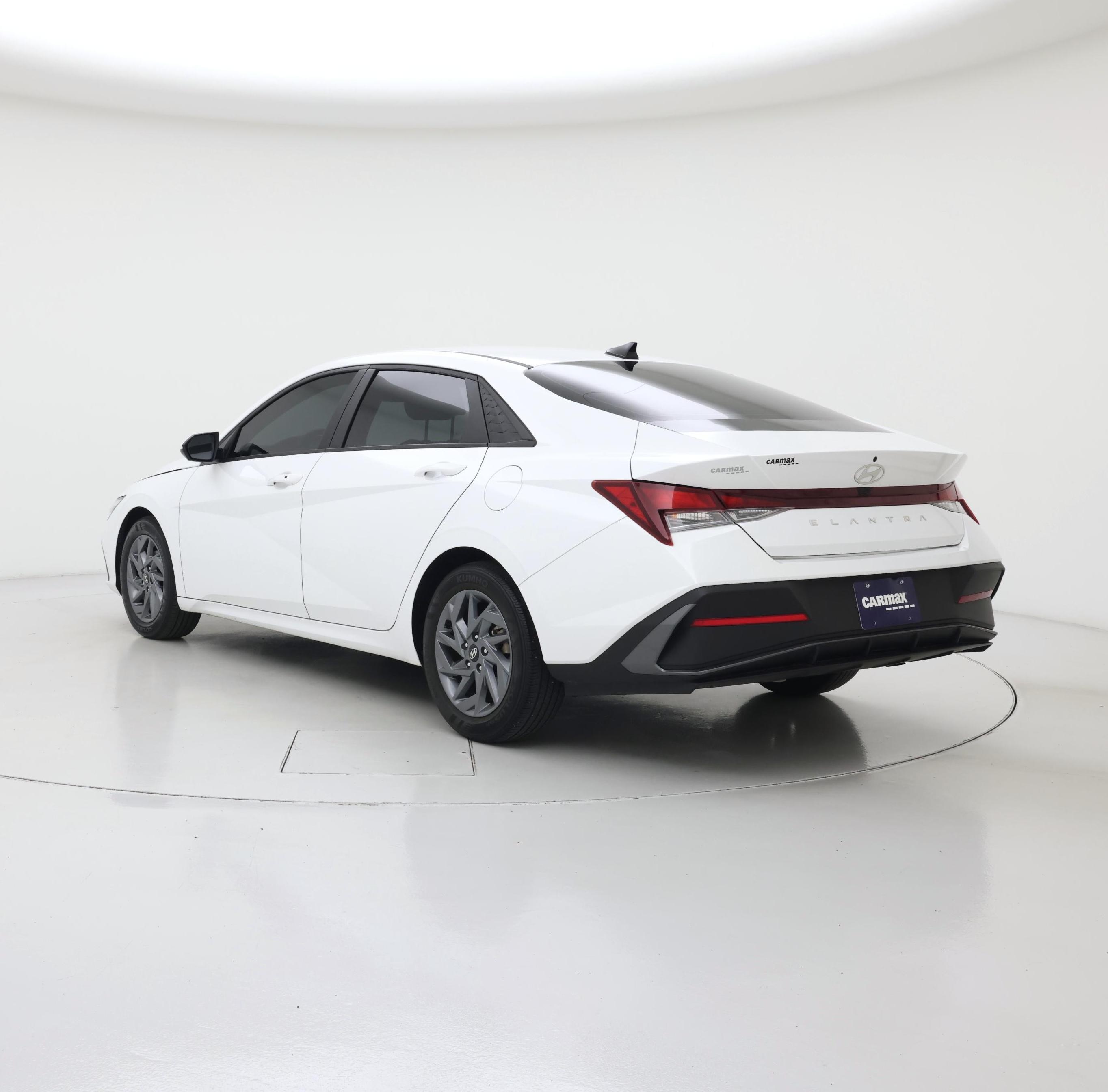 Thumbnail: 2024 Hyundai Elantra - 2