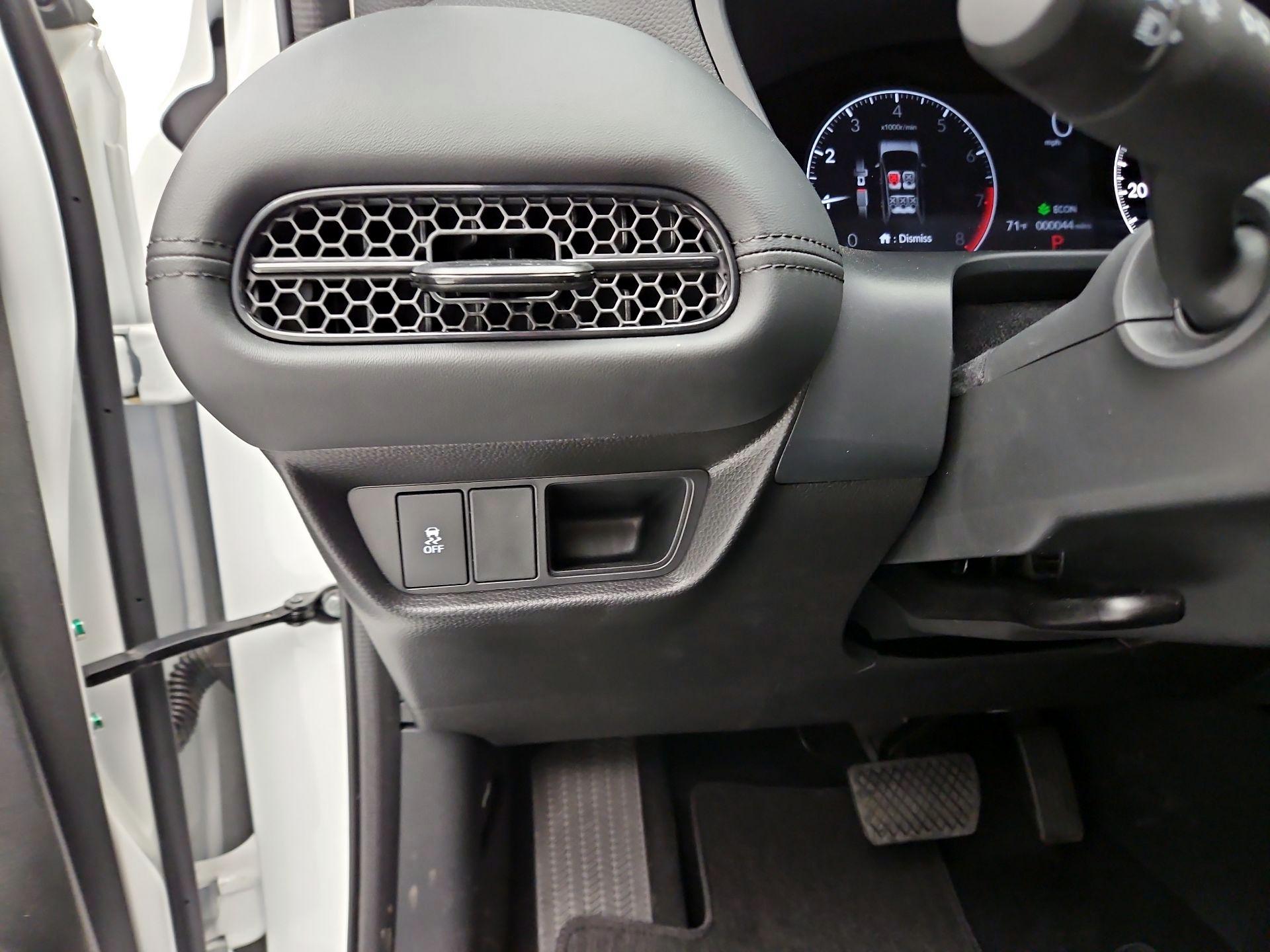 Thumbnail: 2026 Honda HR-V - 13