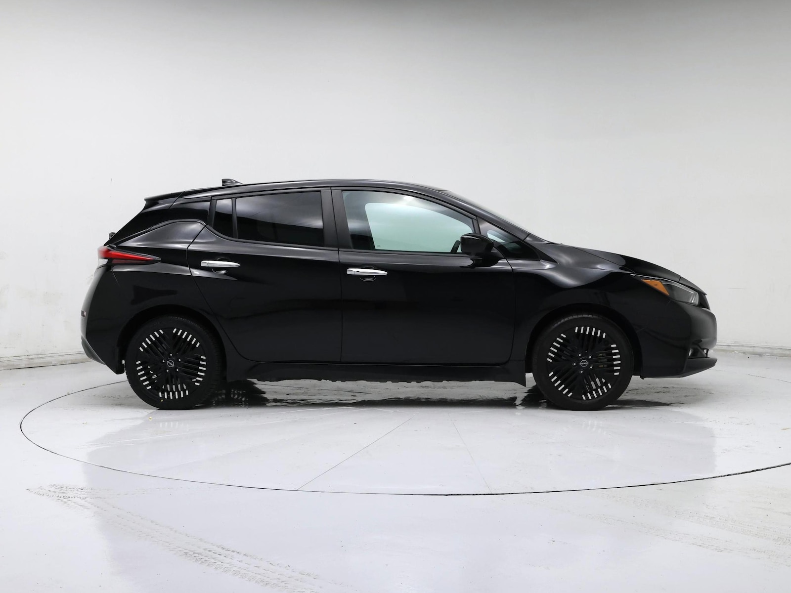 2024 Nissan LEAF SV PLUS - Photo 8