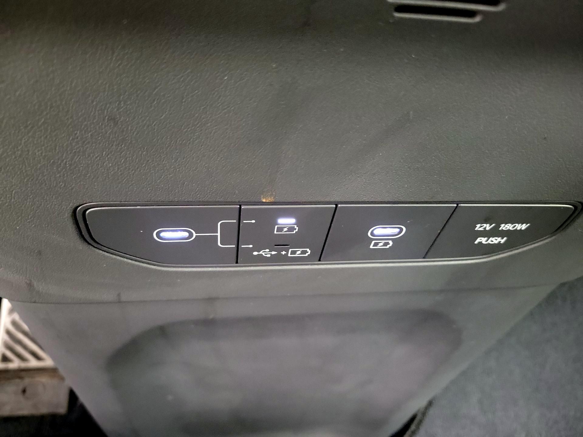 Thumbnail: 2024 Kia EV9 - 19