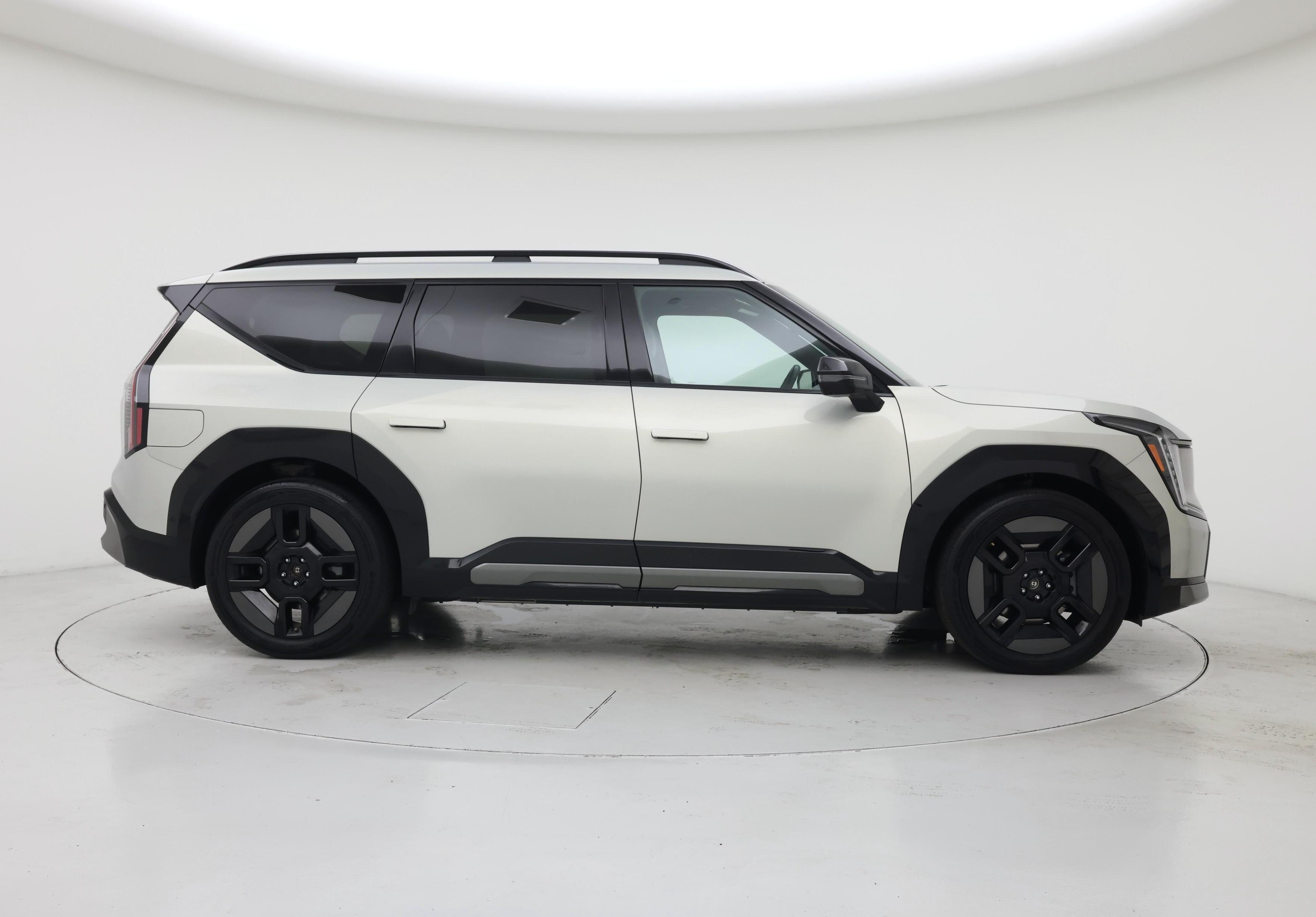 Thumbnail: 2024 Kia EV9 - 7