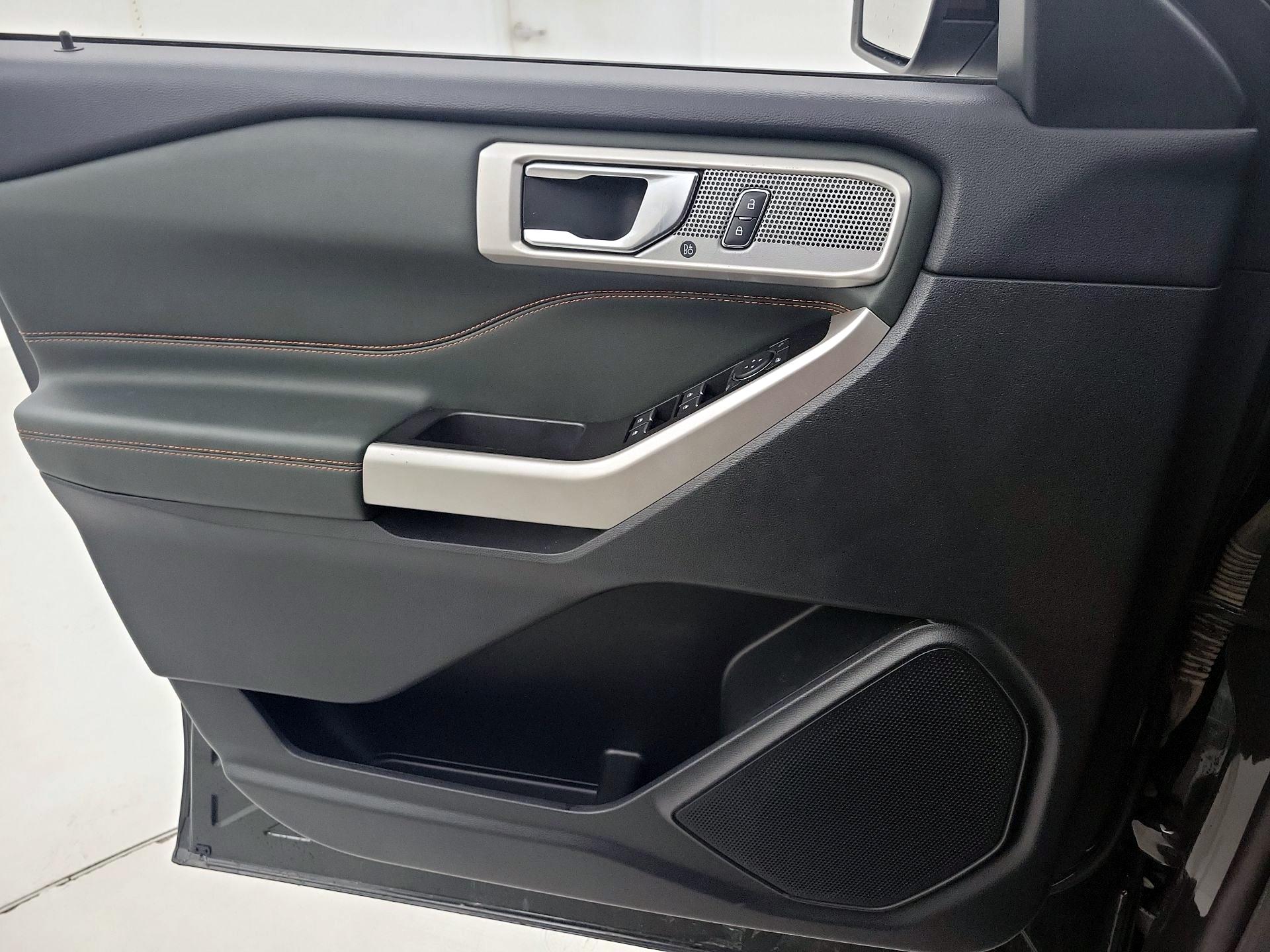 Thumbnail: 2022 Ford Explorer - 12