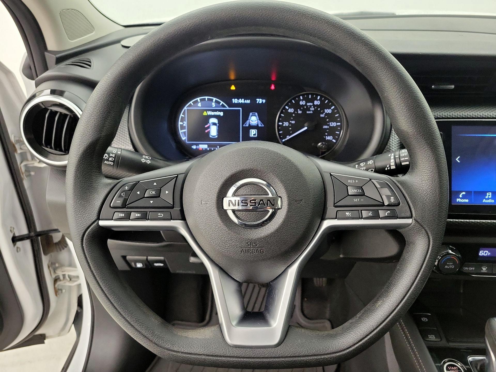 Thumbnail: 2021 Nissan Kicks - 10