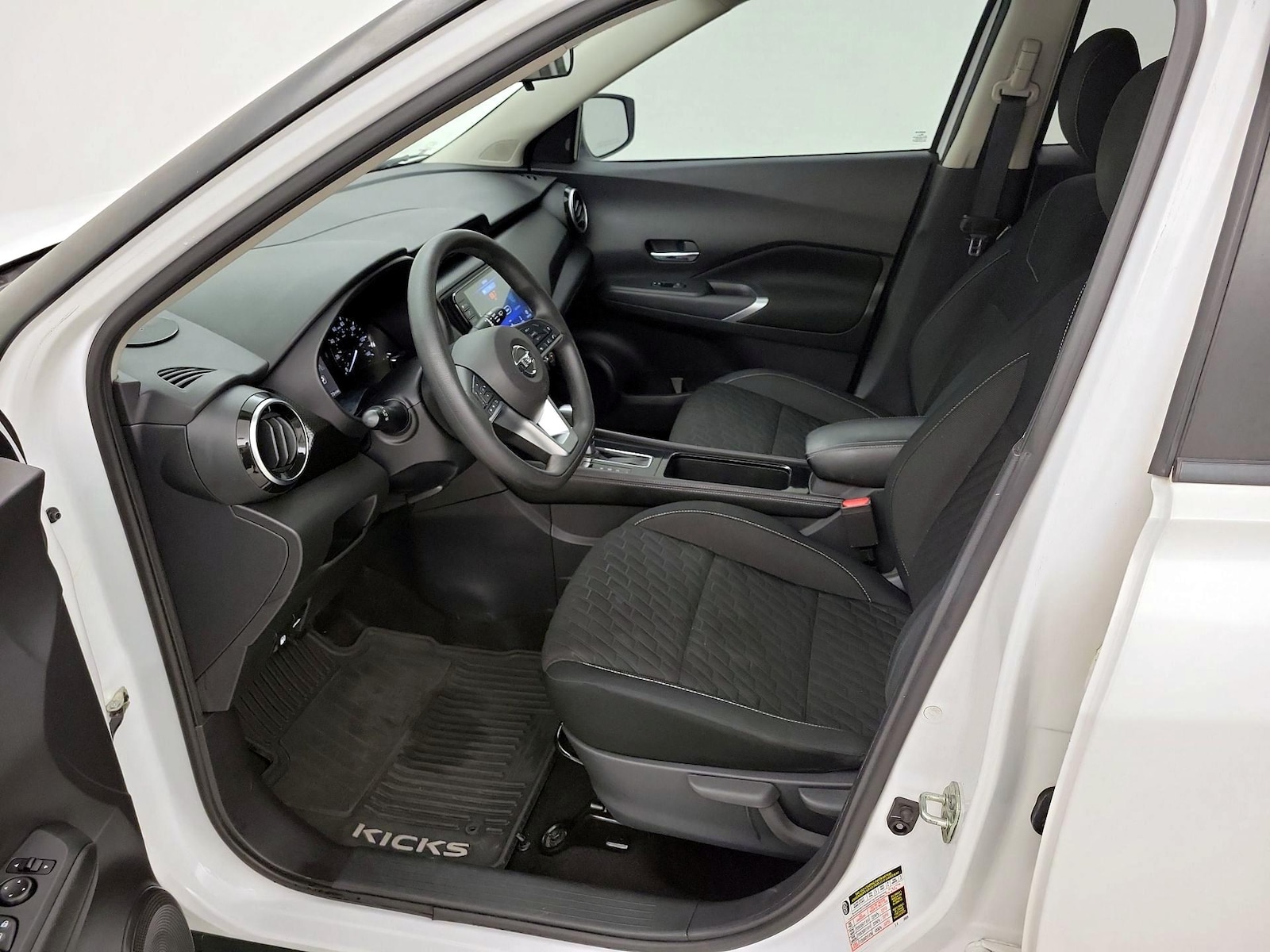 2021 Nissan Kicks SV - Photo 12