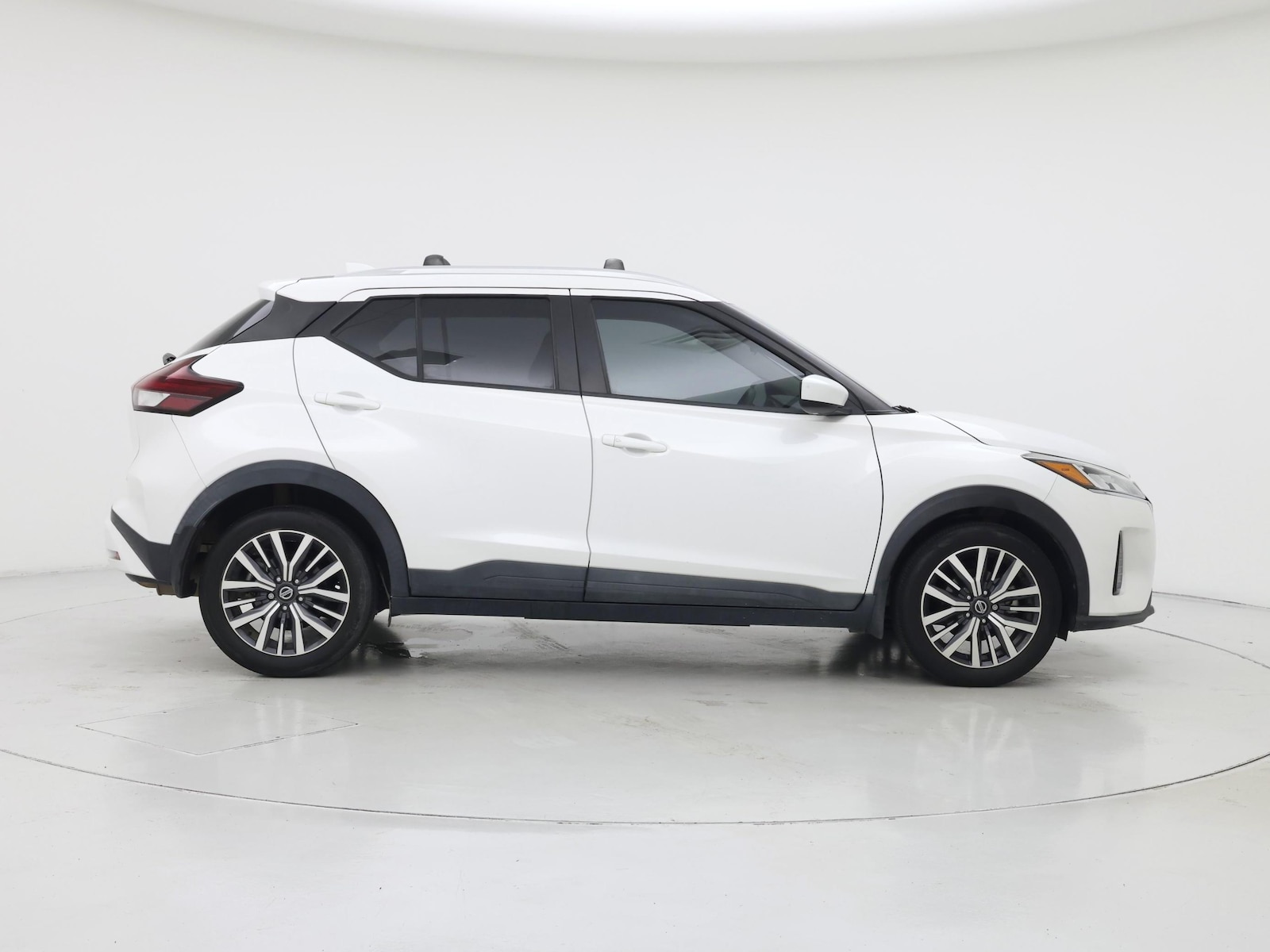 2021 Nissan Kicks SV - Photo 8
