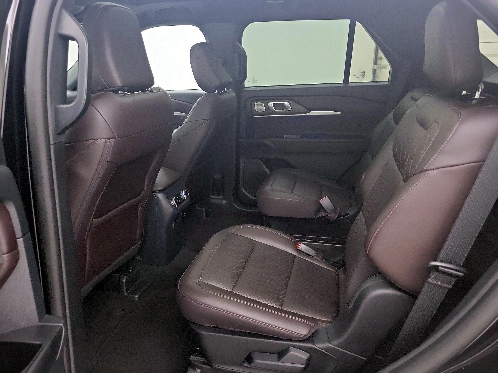 Thumbnail: 2025 Ford Explorer - 20
