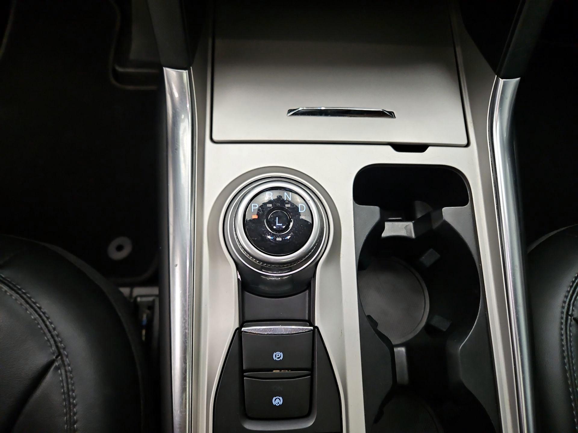 Thumbnail: 2022 Ford Explorer - 18