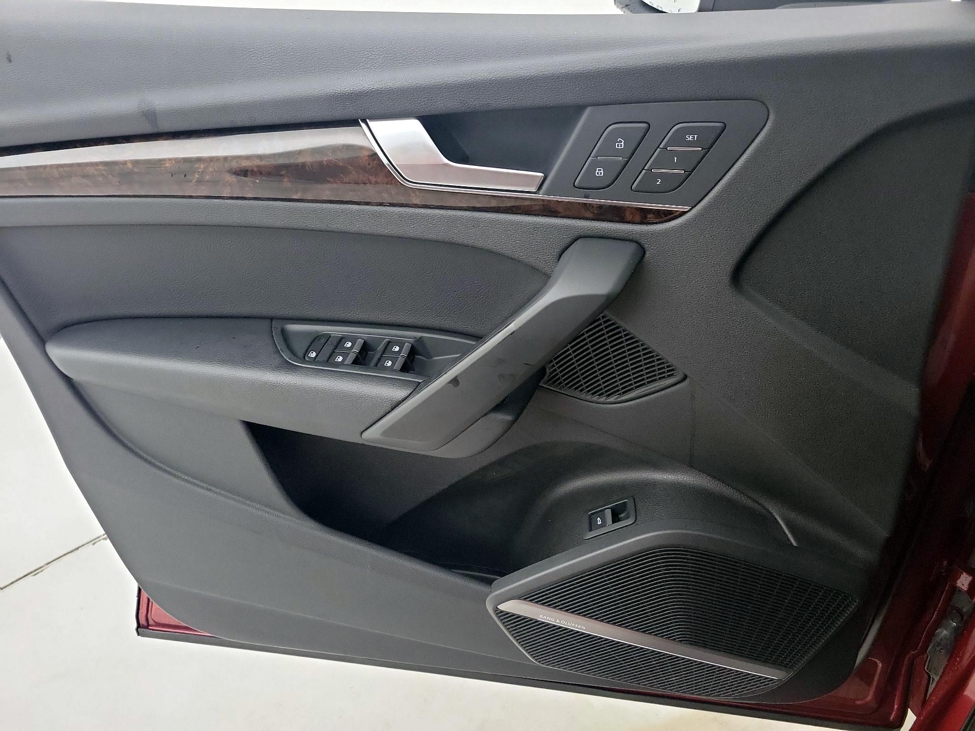 Thumbnail: 2023 Audi Q5 - 12