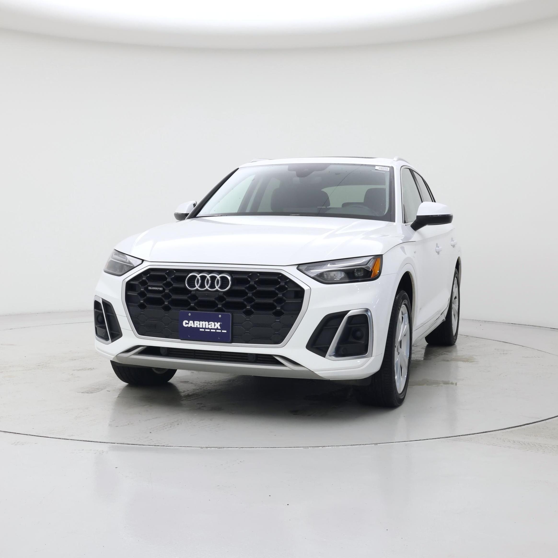 Thumbnail: 2023 Audi Q5 - 4