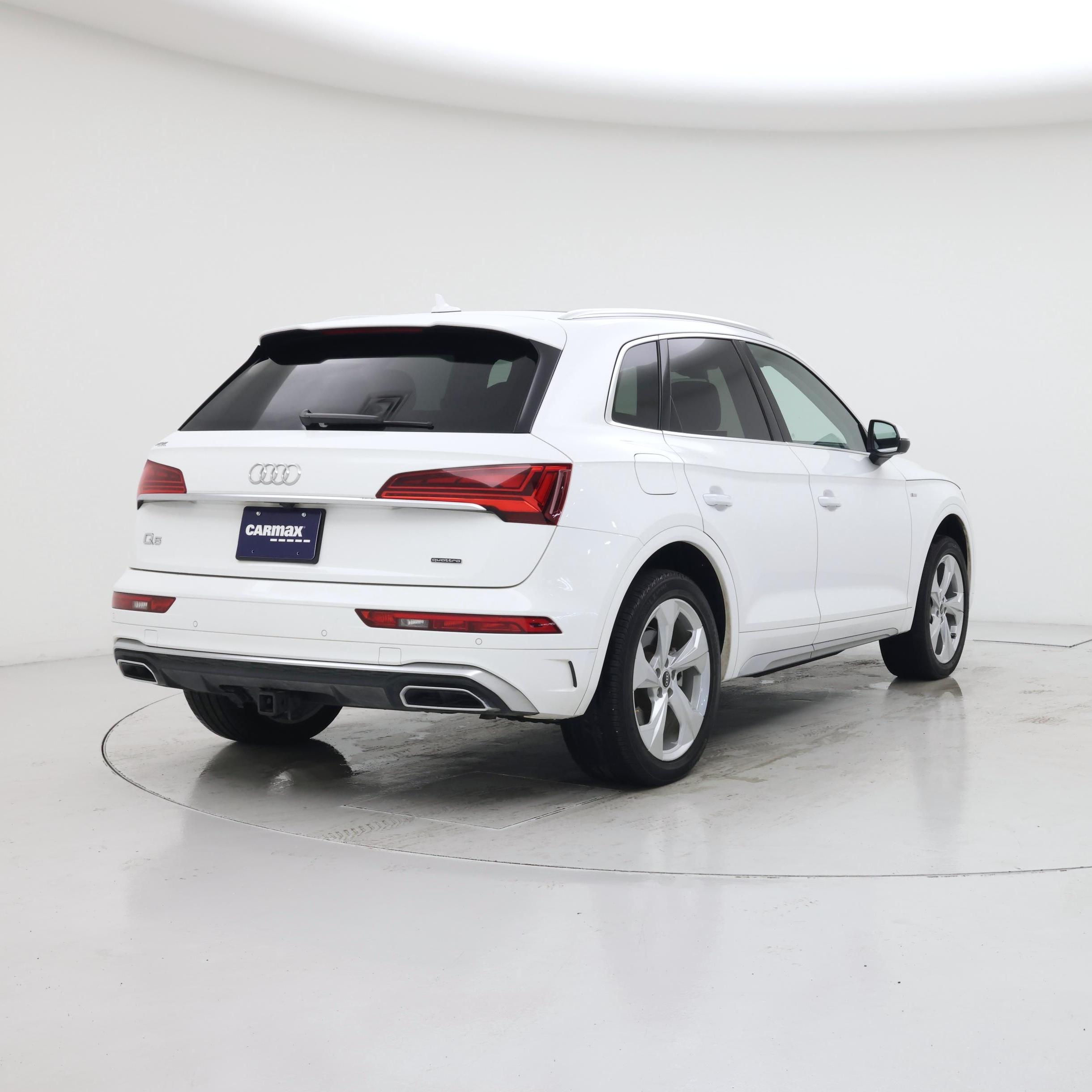 Thumbnail: 2023 Audi Q5 - 8