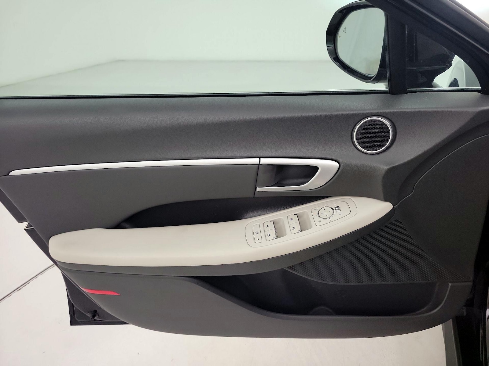 2025 Hyundai Sonata SEL - Photo 13