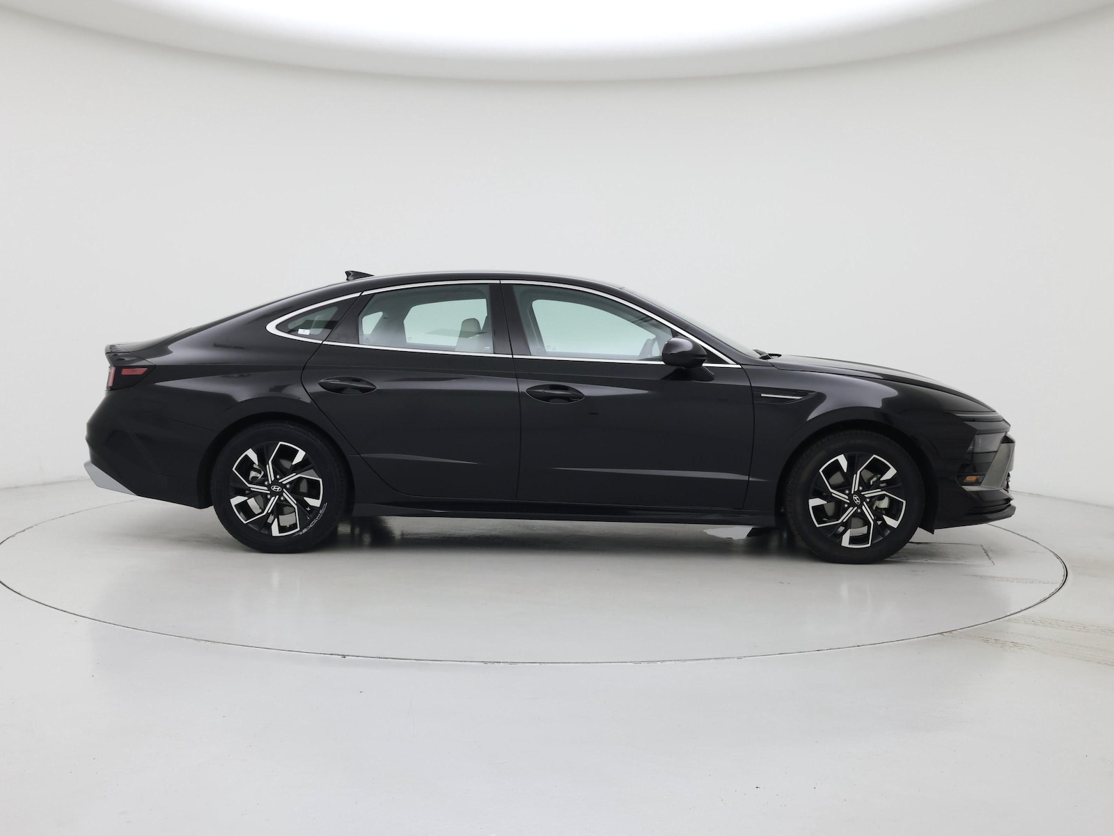 2025 Hyundai Sonata SEL - Photo 8