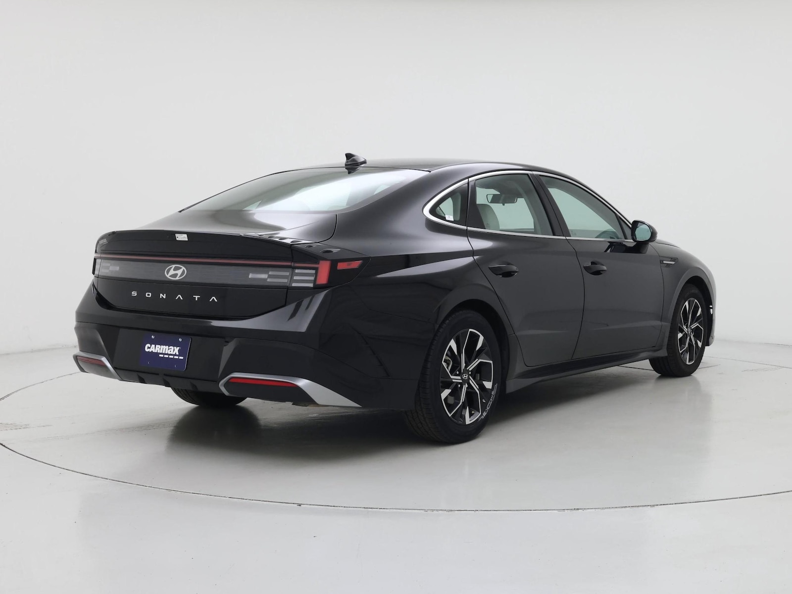 2025 Hyundai Sonata SEL - Photo 9