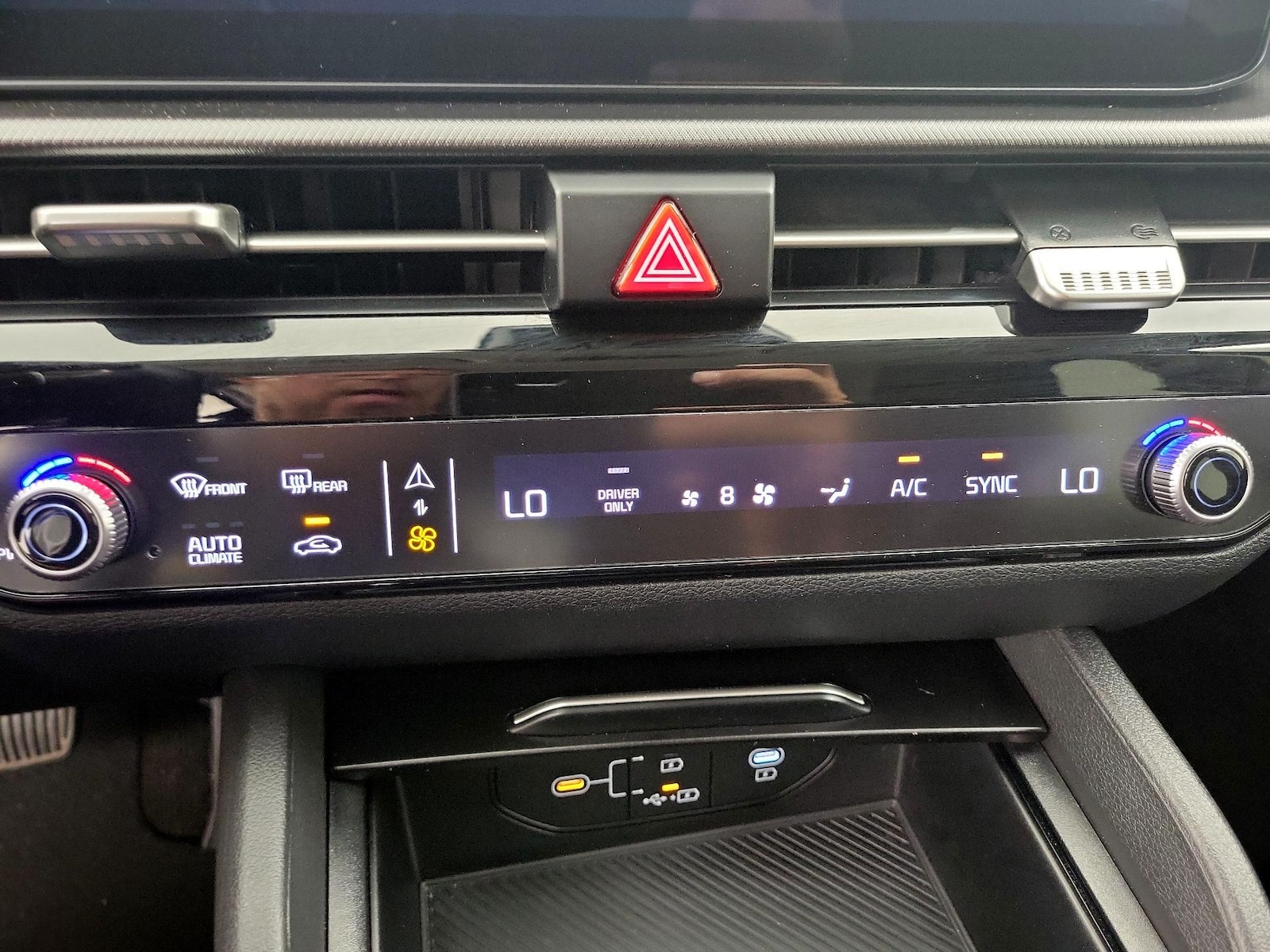 2026 Kia Sportage S Hybrid - Photo 17