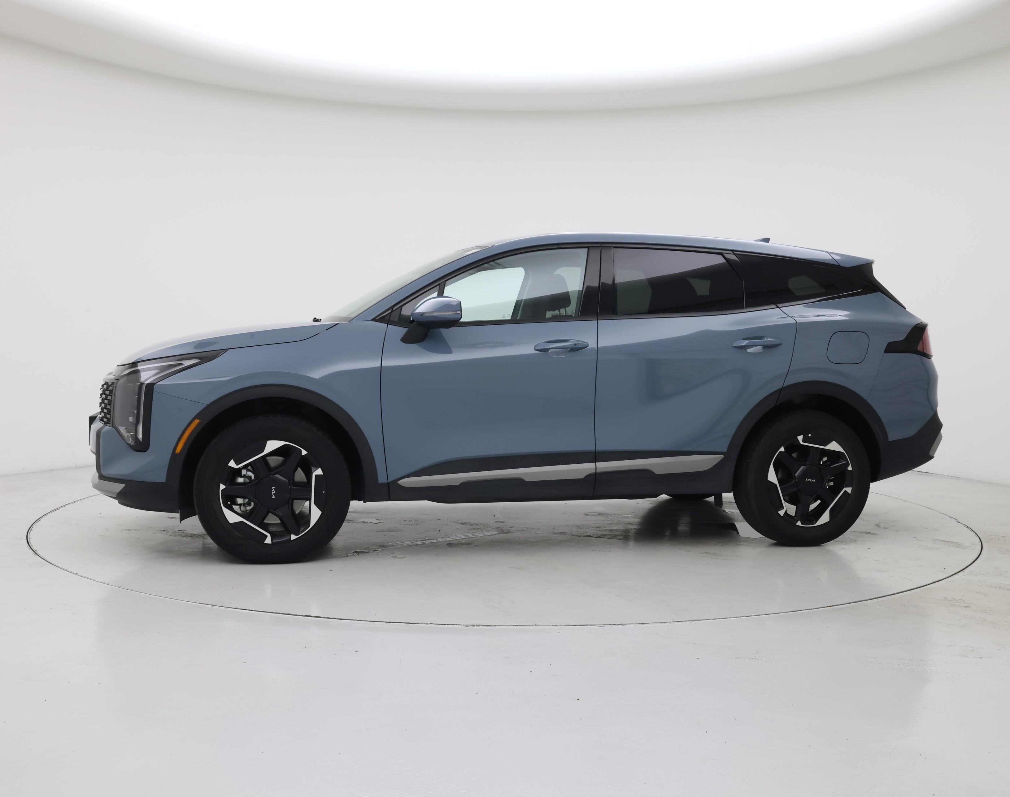 Thumbnail: 2026 Kia Sportage - 3