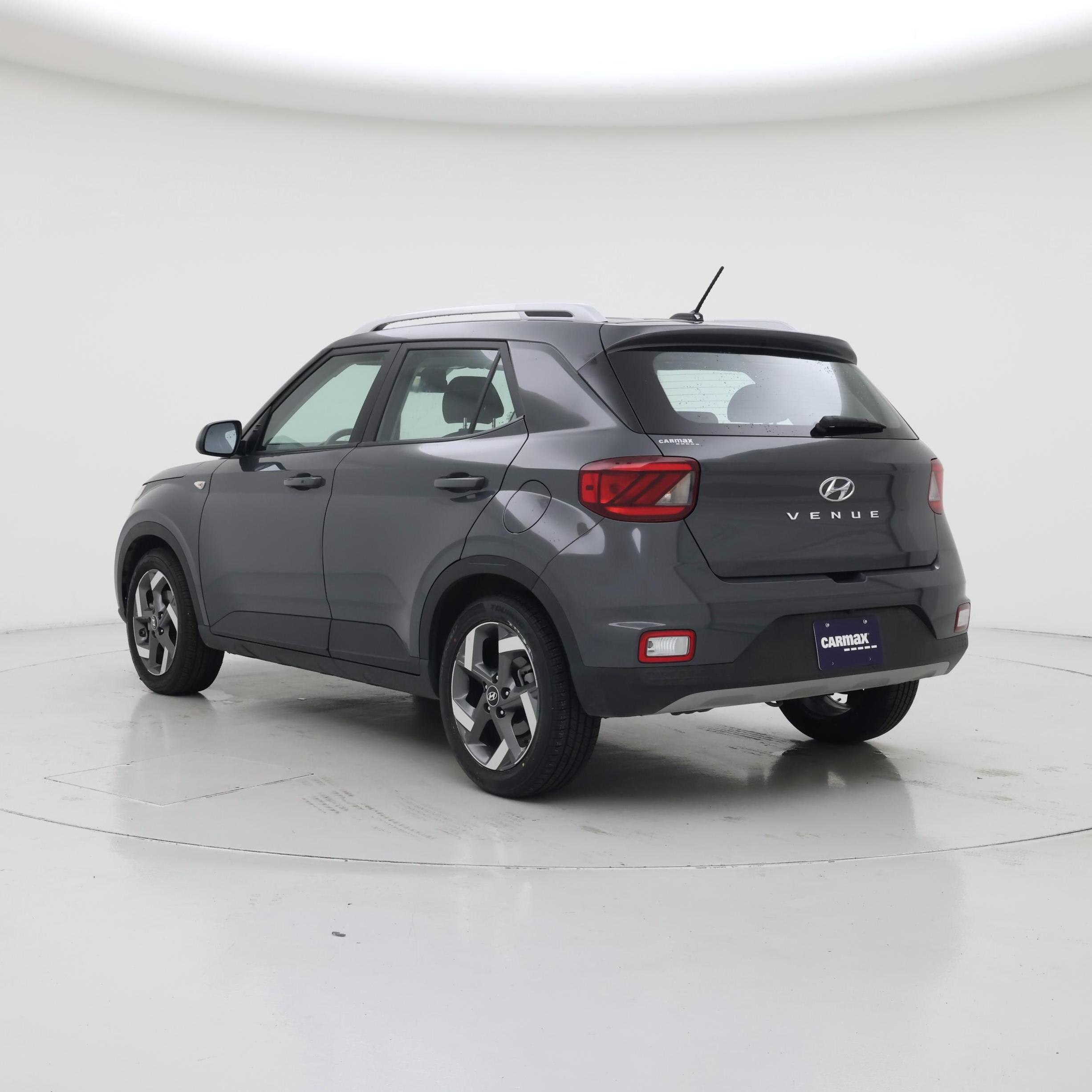 Thumbnail: 2025 Hyundai Venue - 2