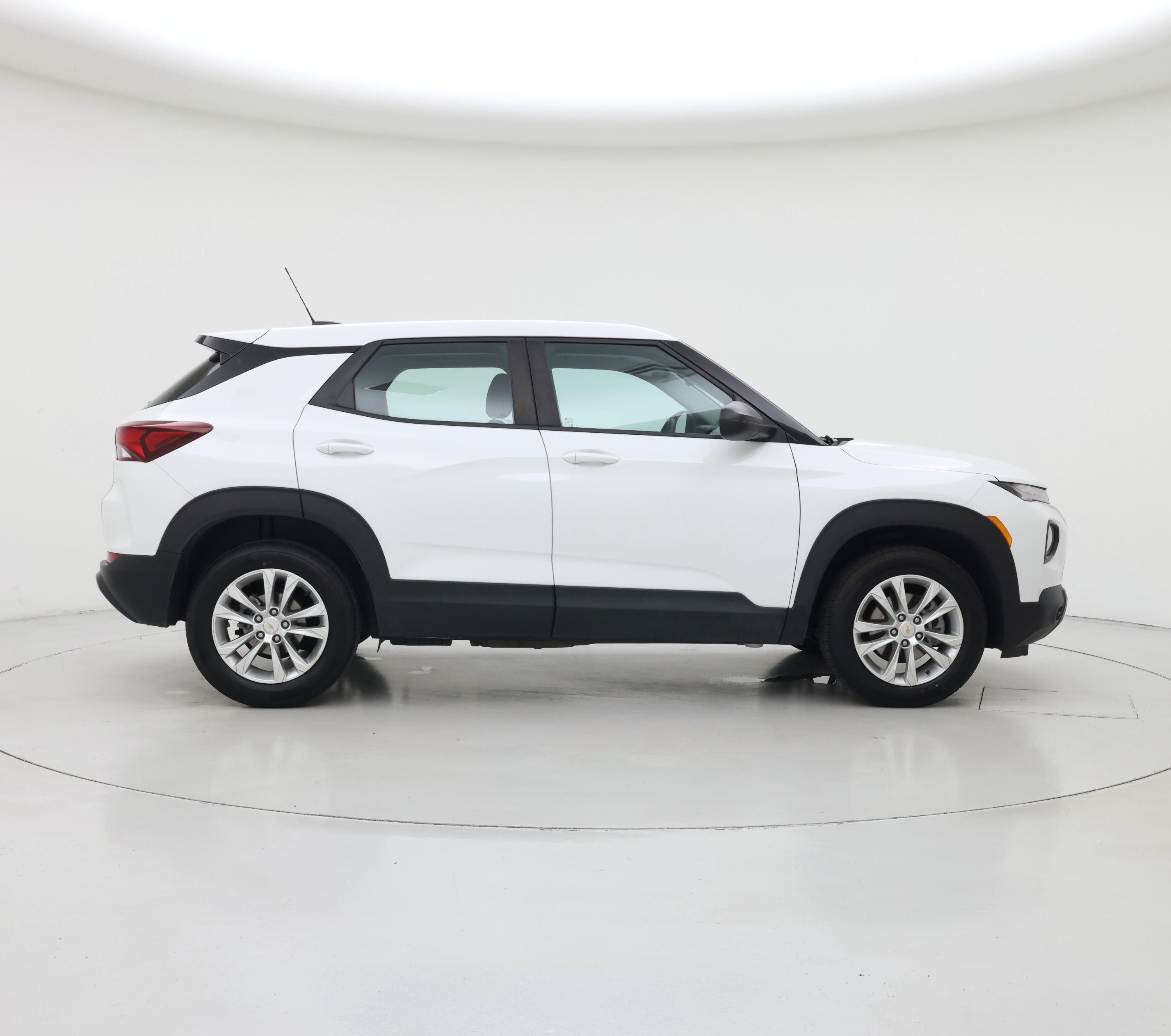 Thumbnail: 2023 Chevrolet TrailBlazer - 7