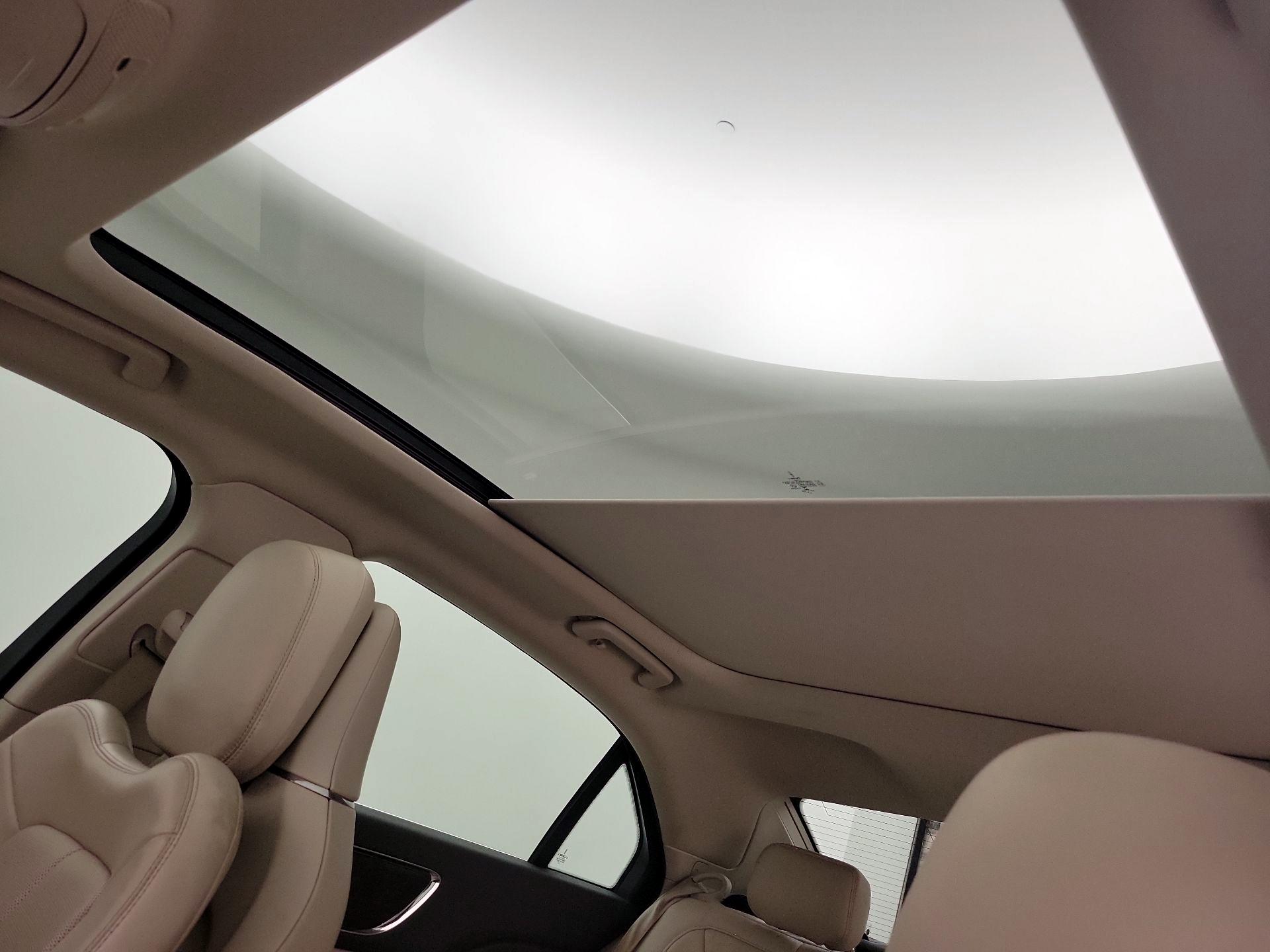 Thumbnail: 2020 Lincoln Continental - 20