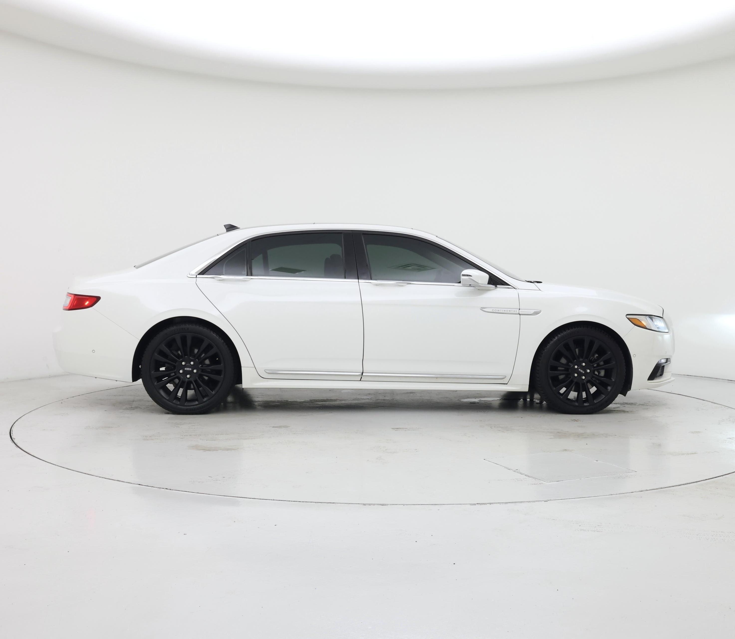 Thumbnail: 2020 Lincoln Continental - 7