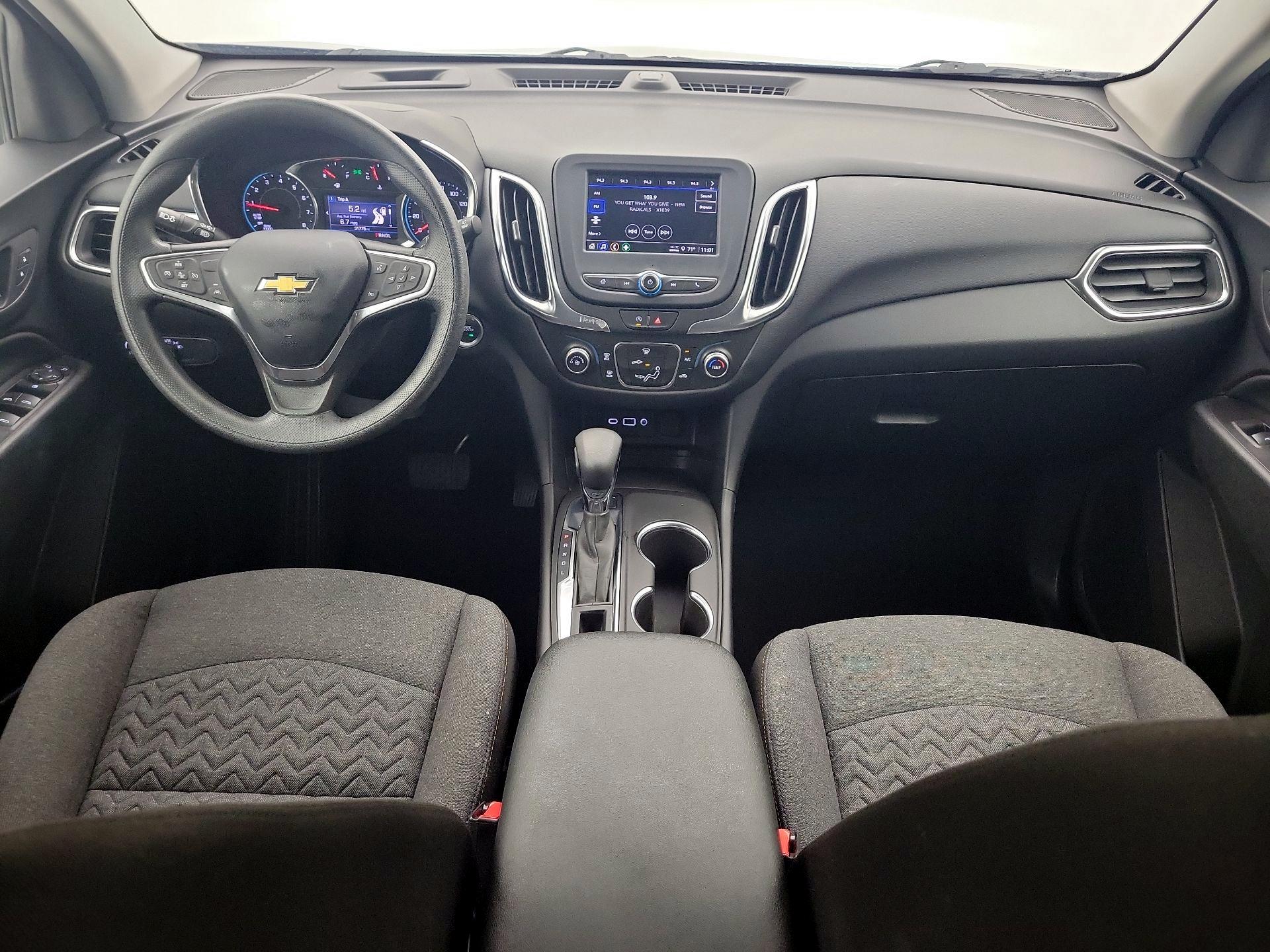 Thumbnail: 2022 Chevrolet Equinox - 9