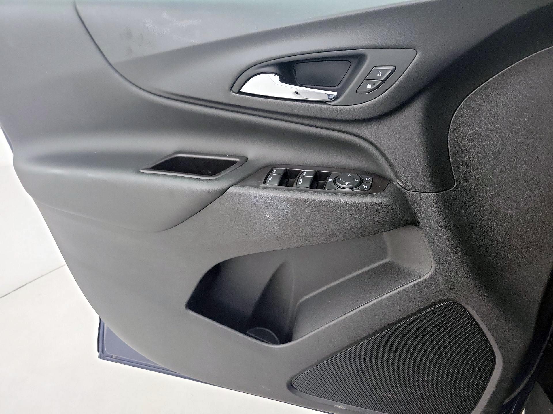 Thumbnail: 2022 Chevrolet Equinox - 12