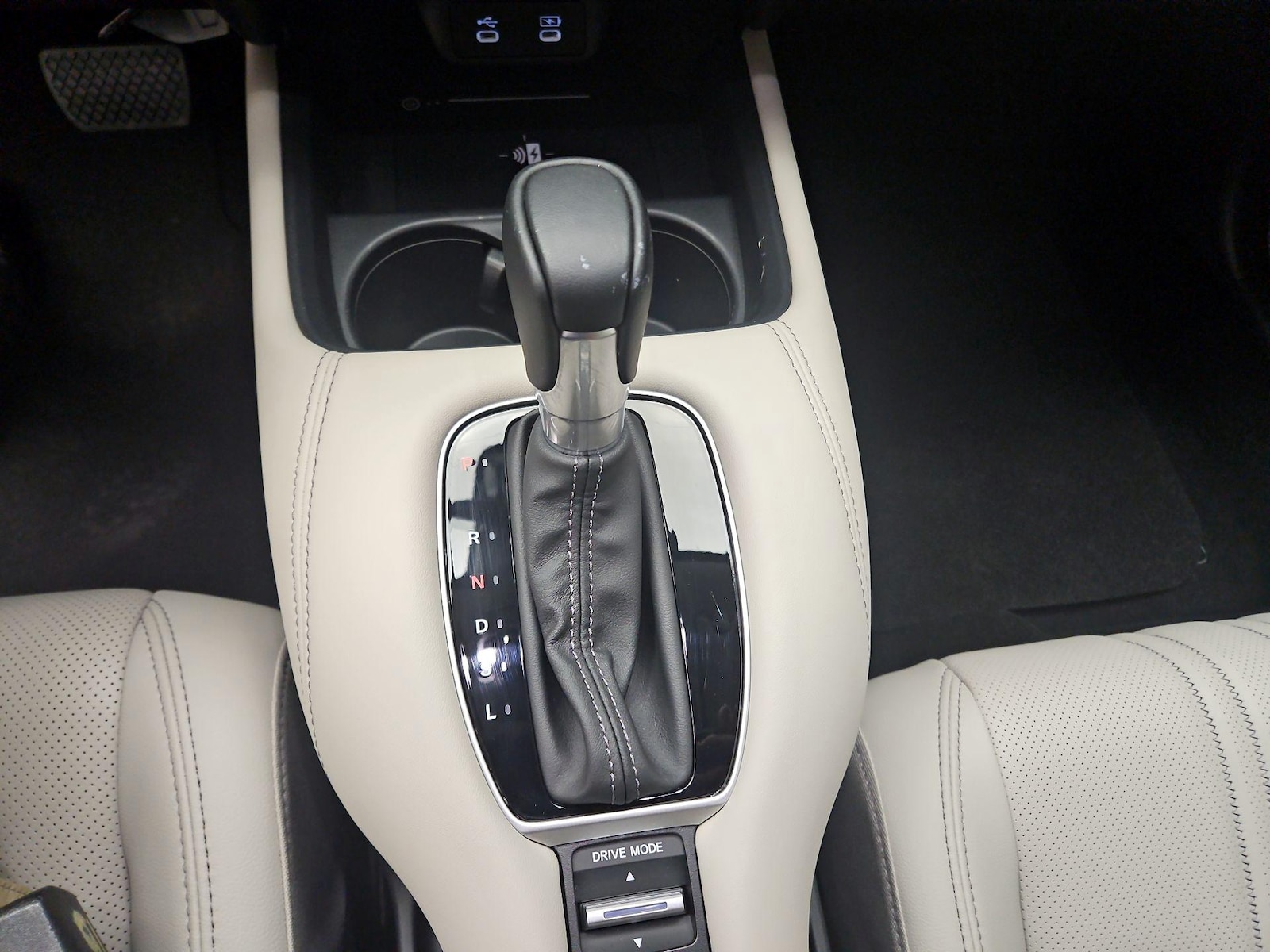 2026 Honda HR-V EX-L - Photo 18