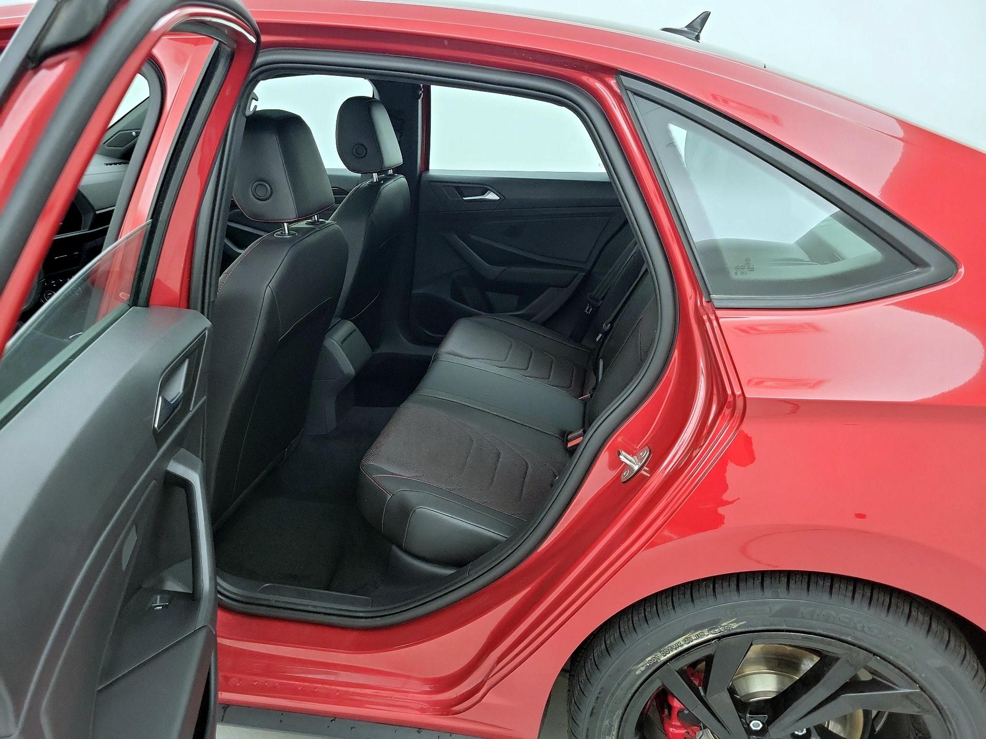 Thumbnail: 2023 Volkswagen Jetta - 20