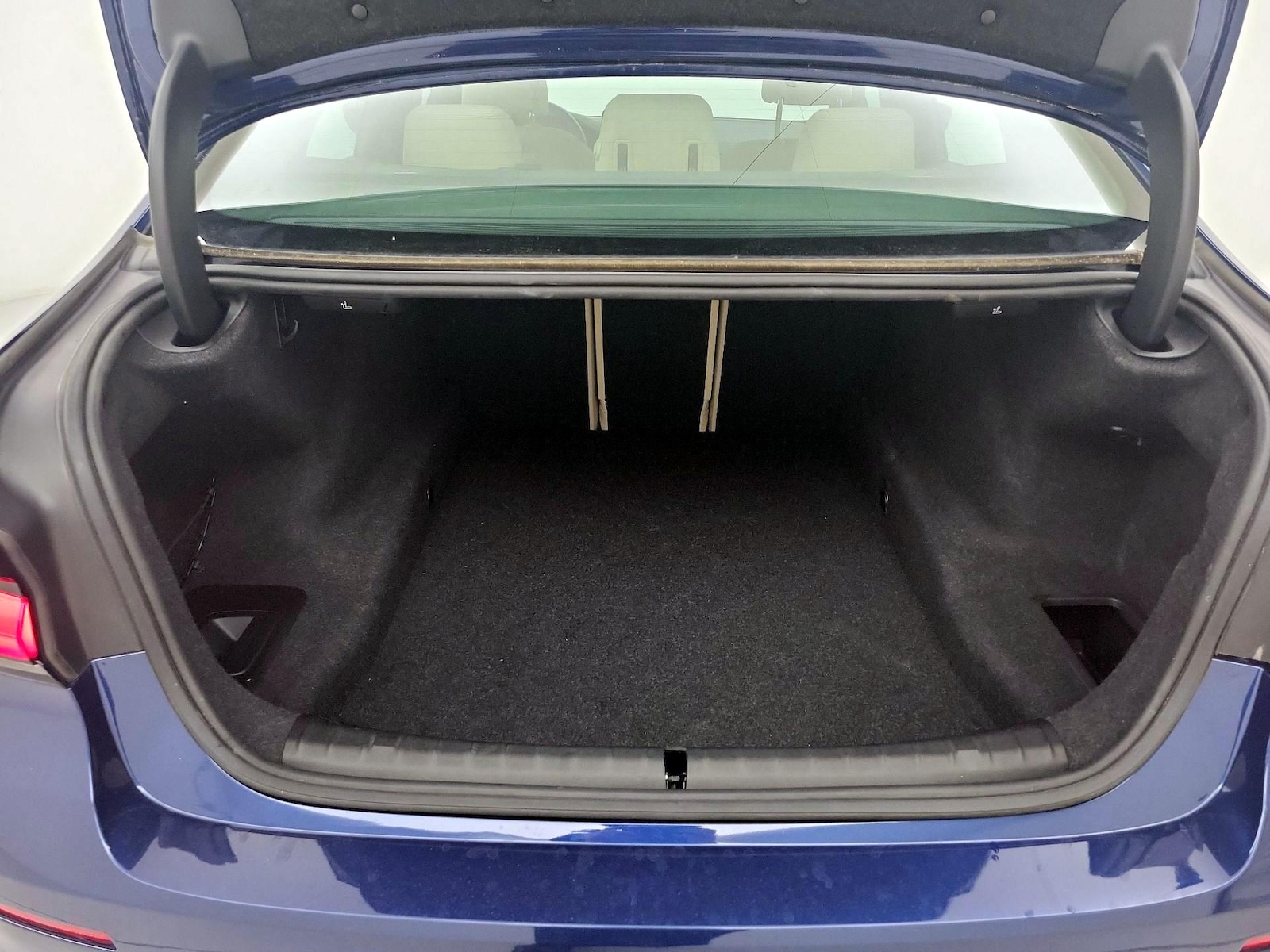 2023 BMW 5 Series 530i - Photo 23