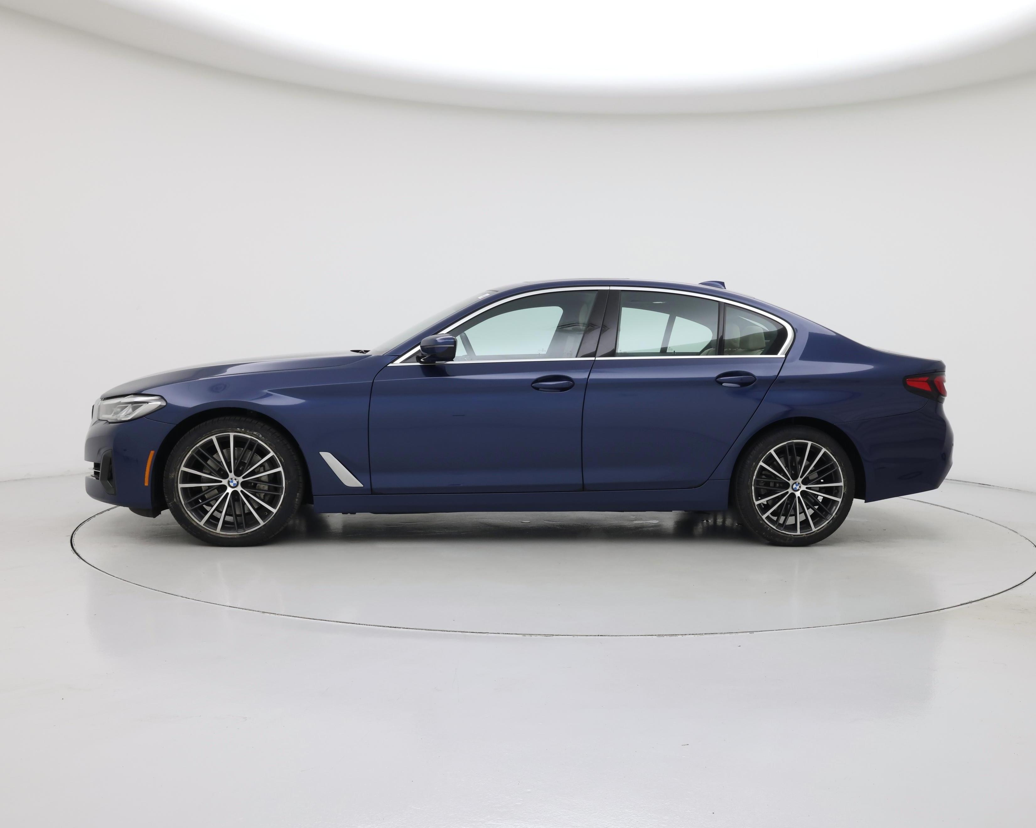 Thumbnail: 2023 BMW 5 Series - 3