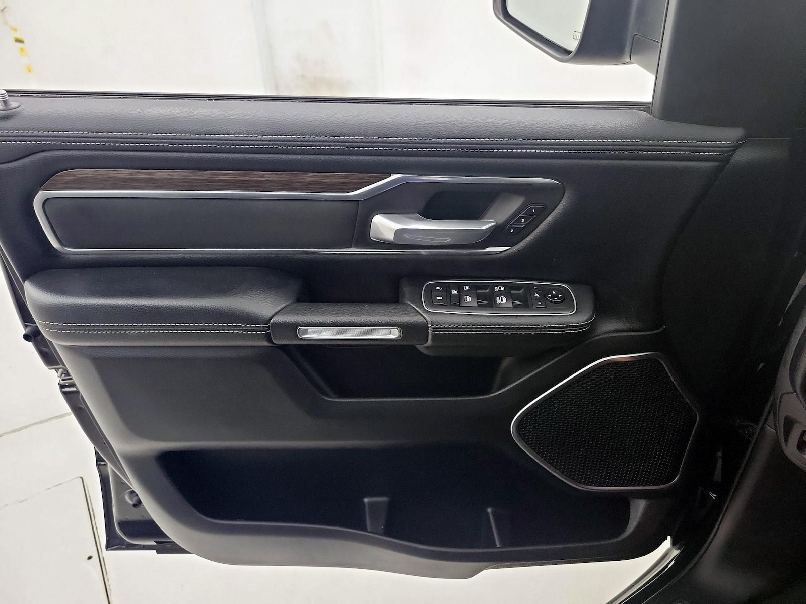 2020 RAM Ram 1500 Pickup Laramie - Photo 13