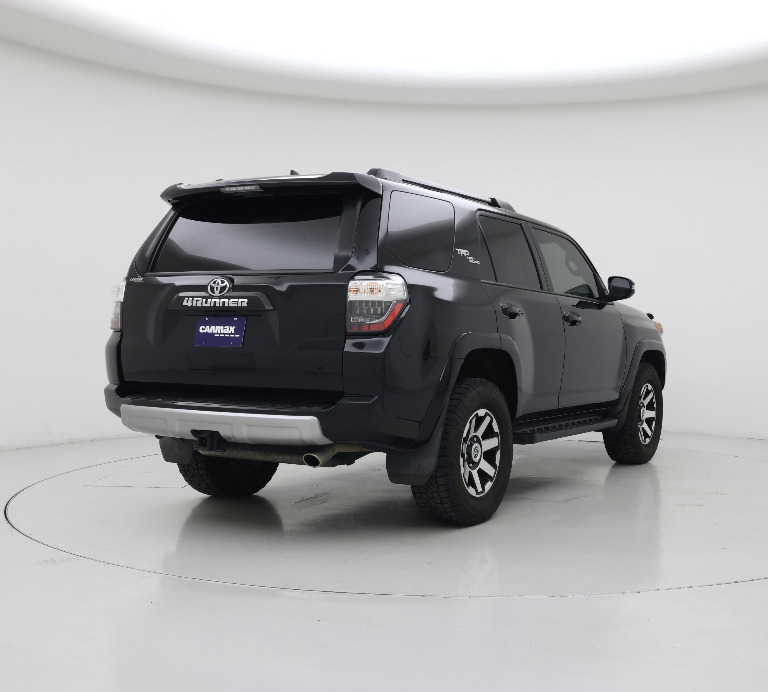 Thumbnail: 2020 Toyota 4Runner - 8
