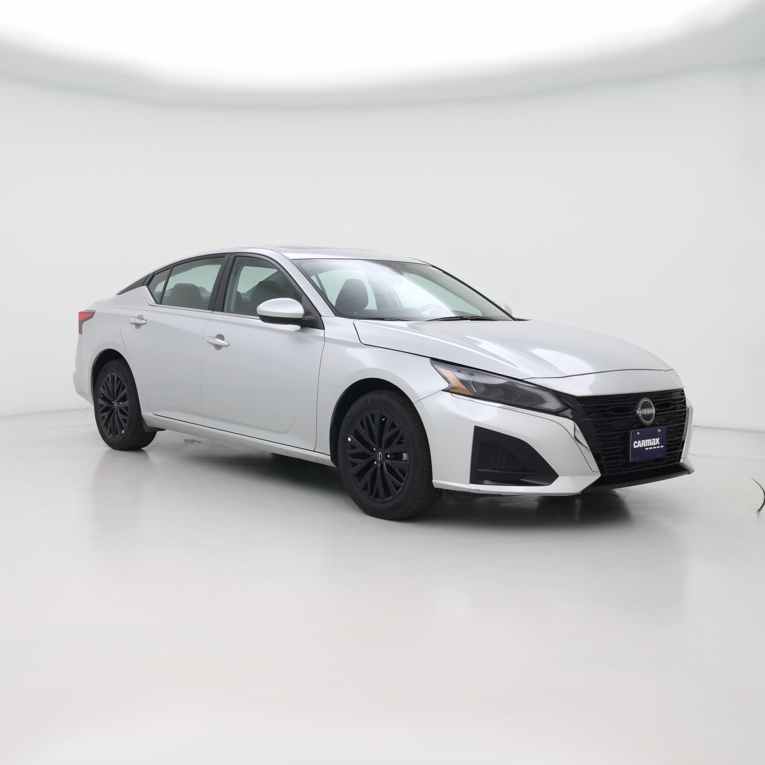 Thumbnail: 2025 Nissan Altima - 1