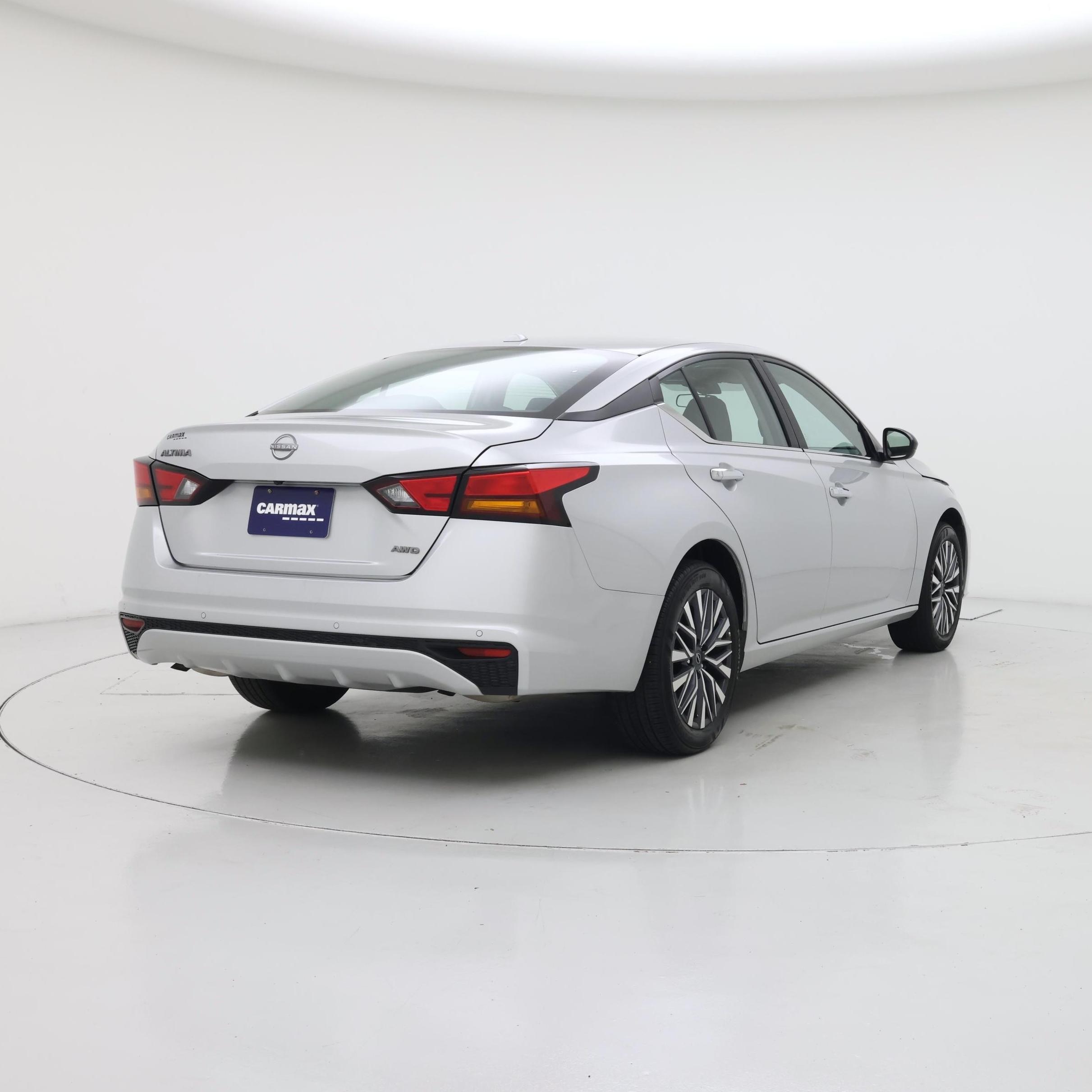 Thumbnail: 2025 Nissan Altima - 8